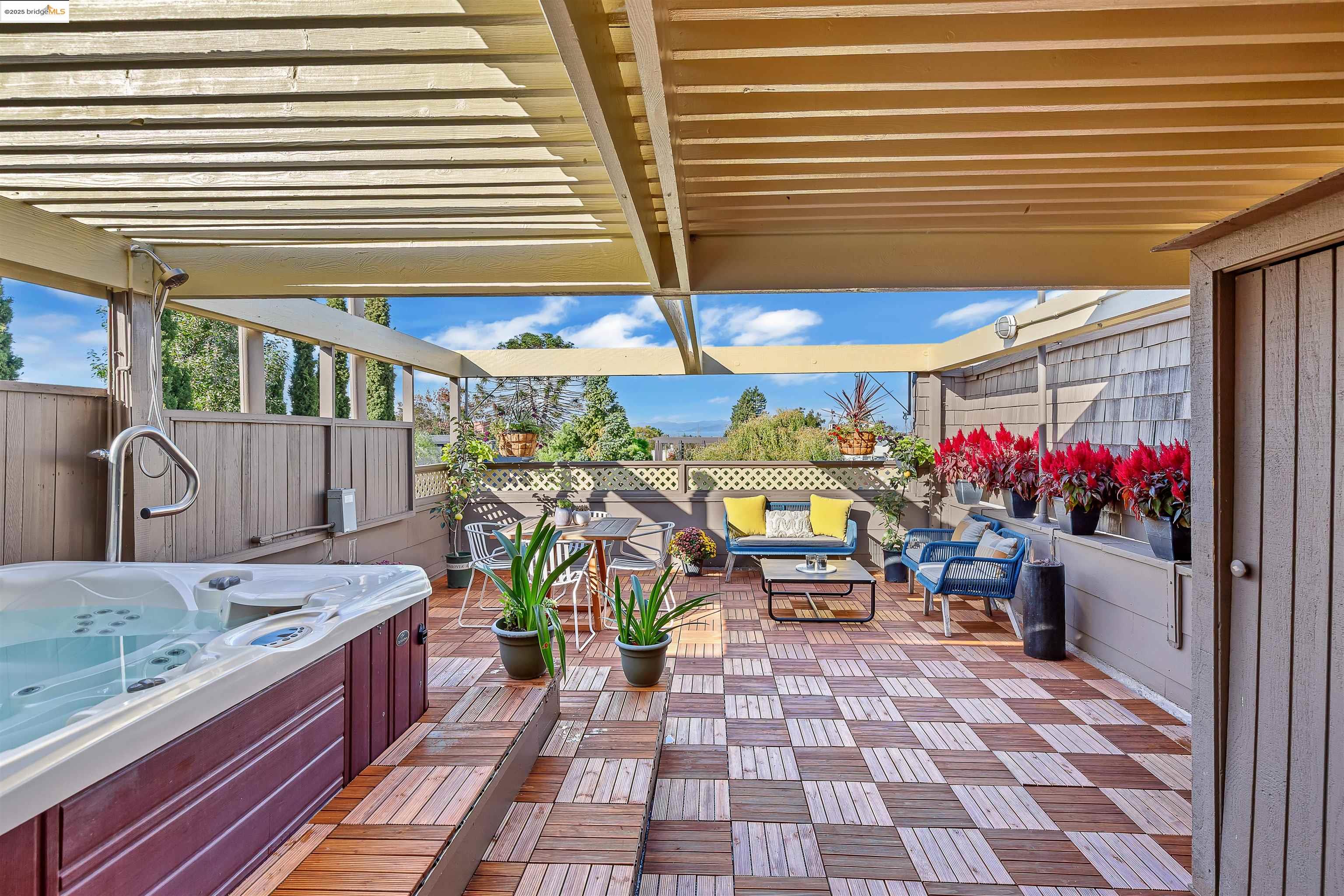 Detail Gallery Image 9 of 39 For 1512 Walnut St, Berkeley,  CA 94709 - – Beds | – Baths