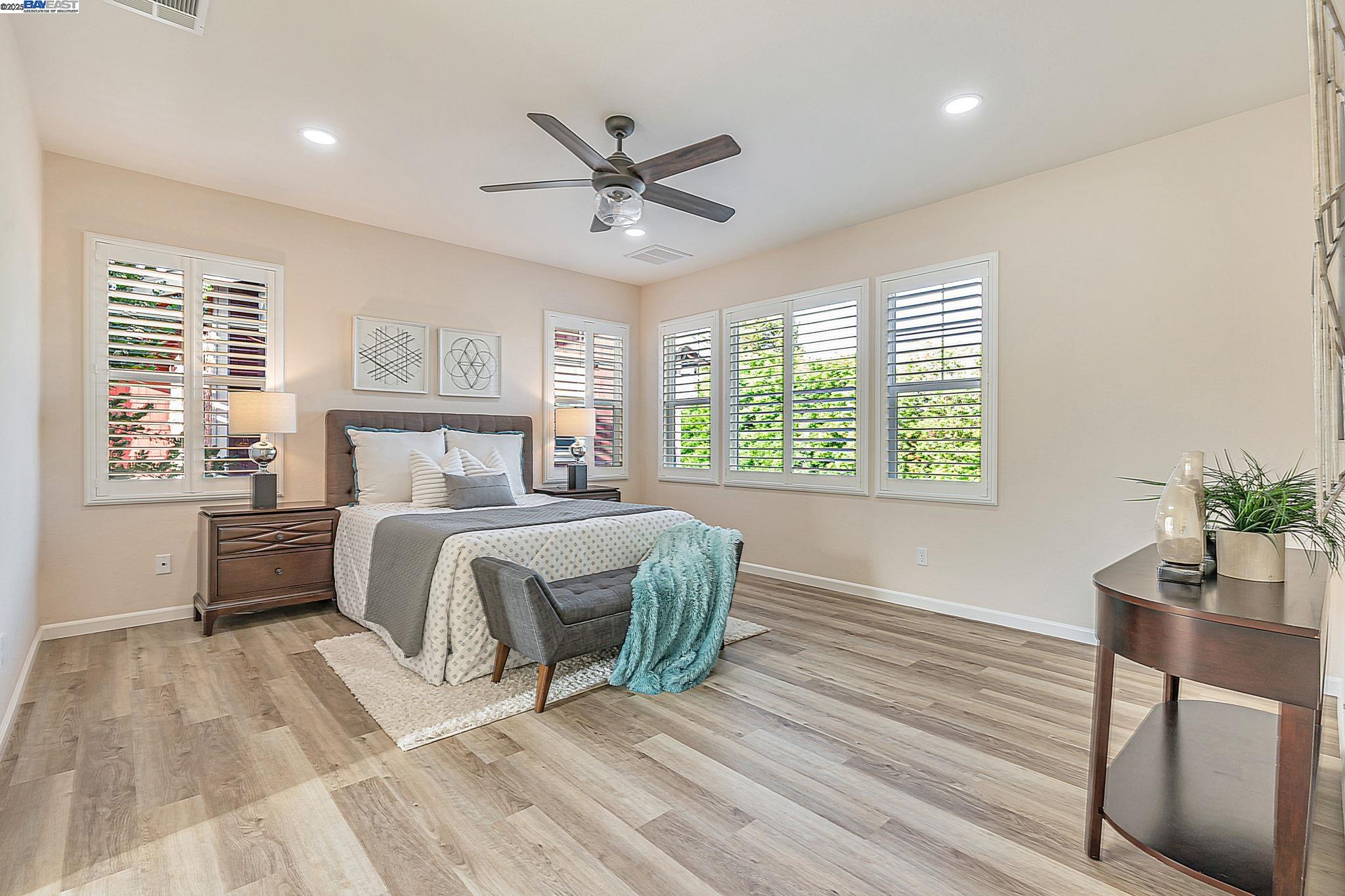 Detail Gallery Image 19 of 57 For 5801 Flora Cmn, Livermore,  CA 94551 - 4 Beds | 3 Baths