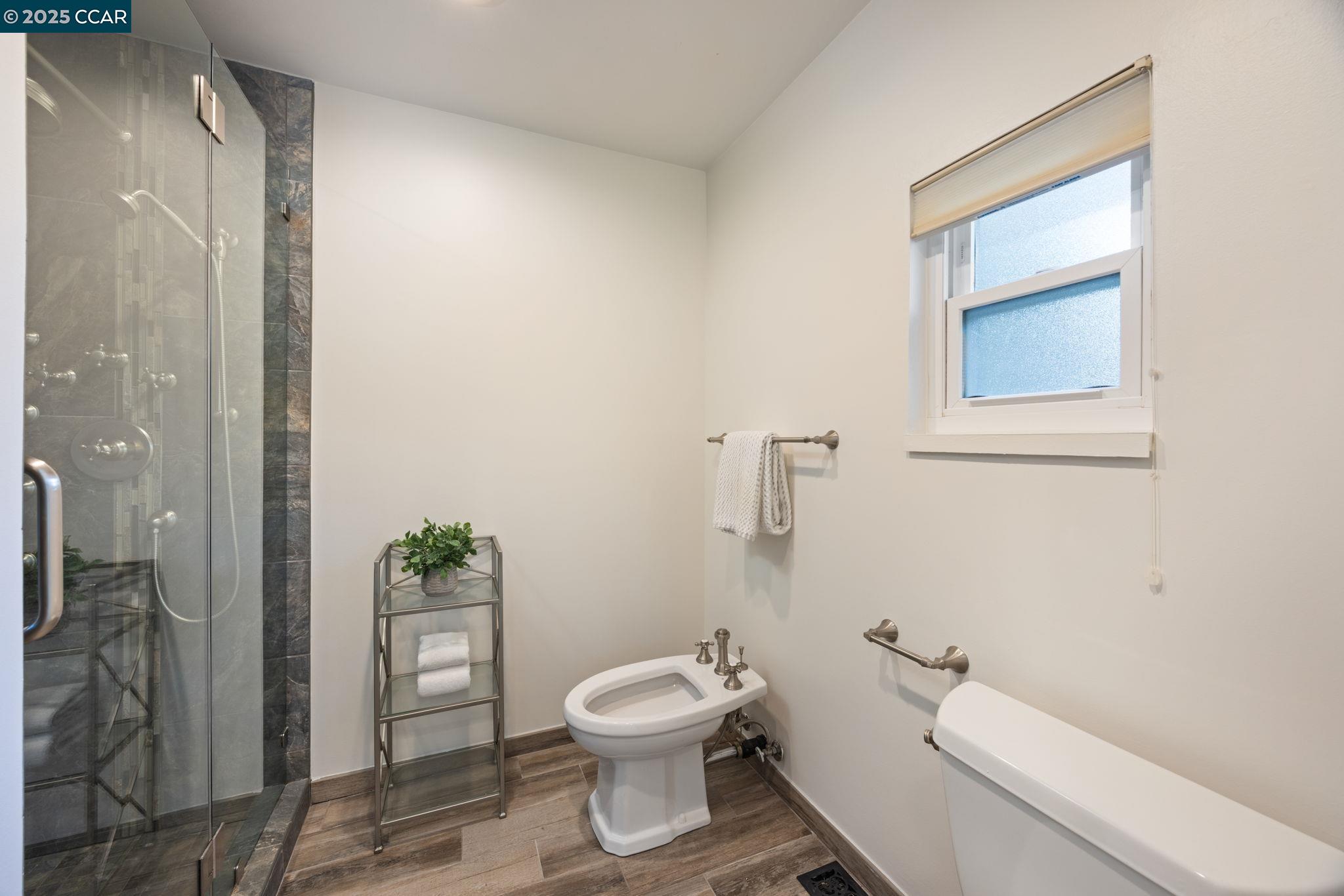 Detail Gallery Image 33 of 35 For 1834 Ivanhoe Ave, Lafayette,  CA 94549 - 5 Beds | 4 Baths