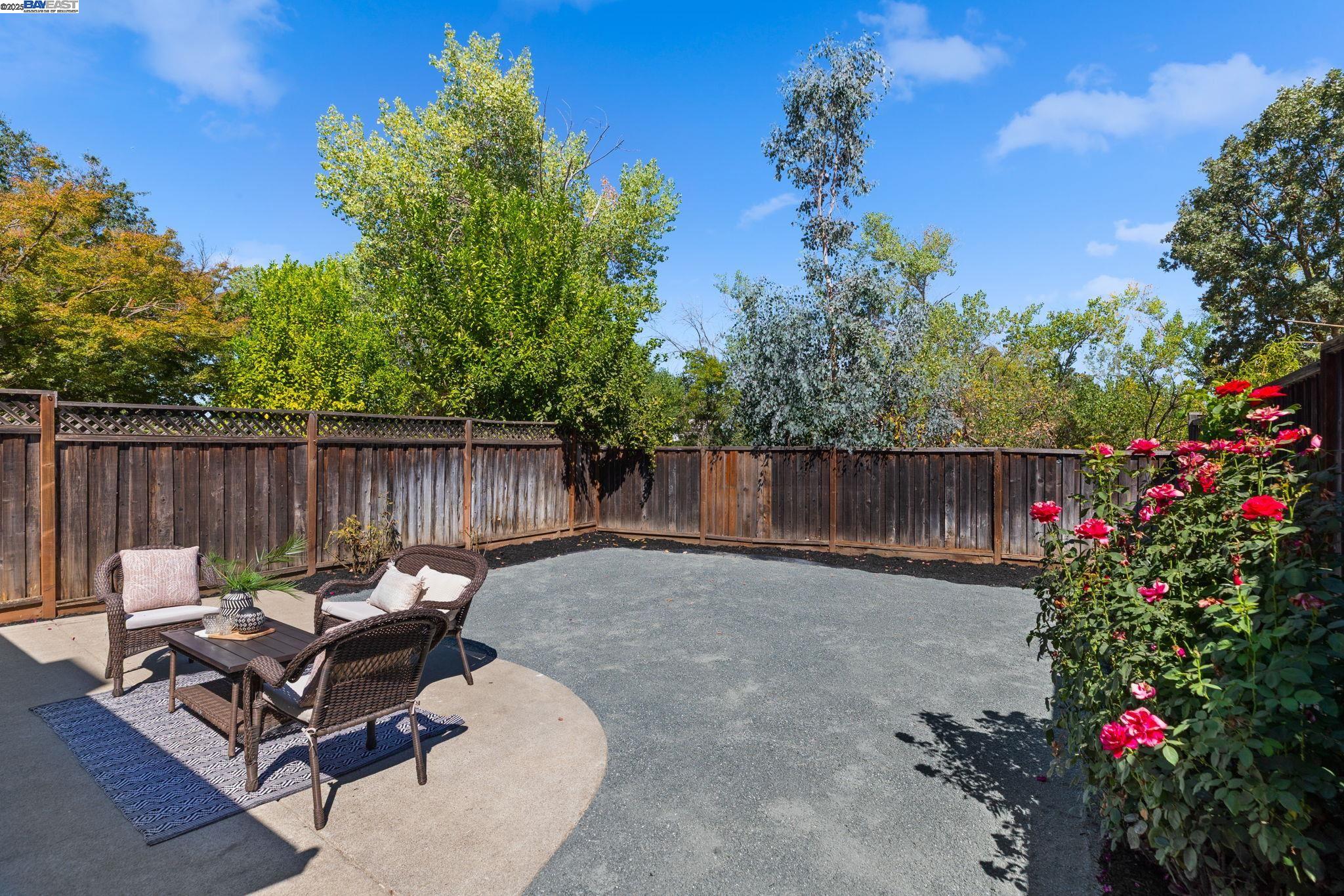 Detail Gallery Image 40 of 47 For 215 Mavis Dr, Pleasanton,  CA 94566 - 3 Beds | 2/1 Baths