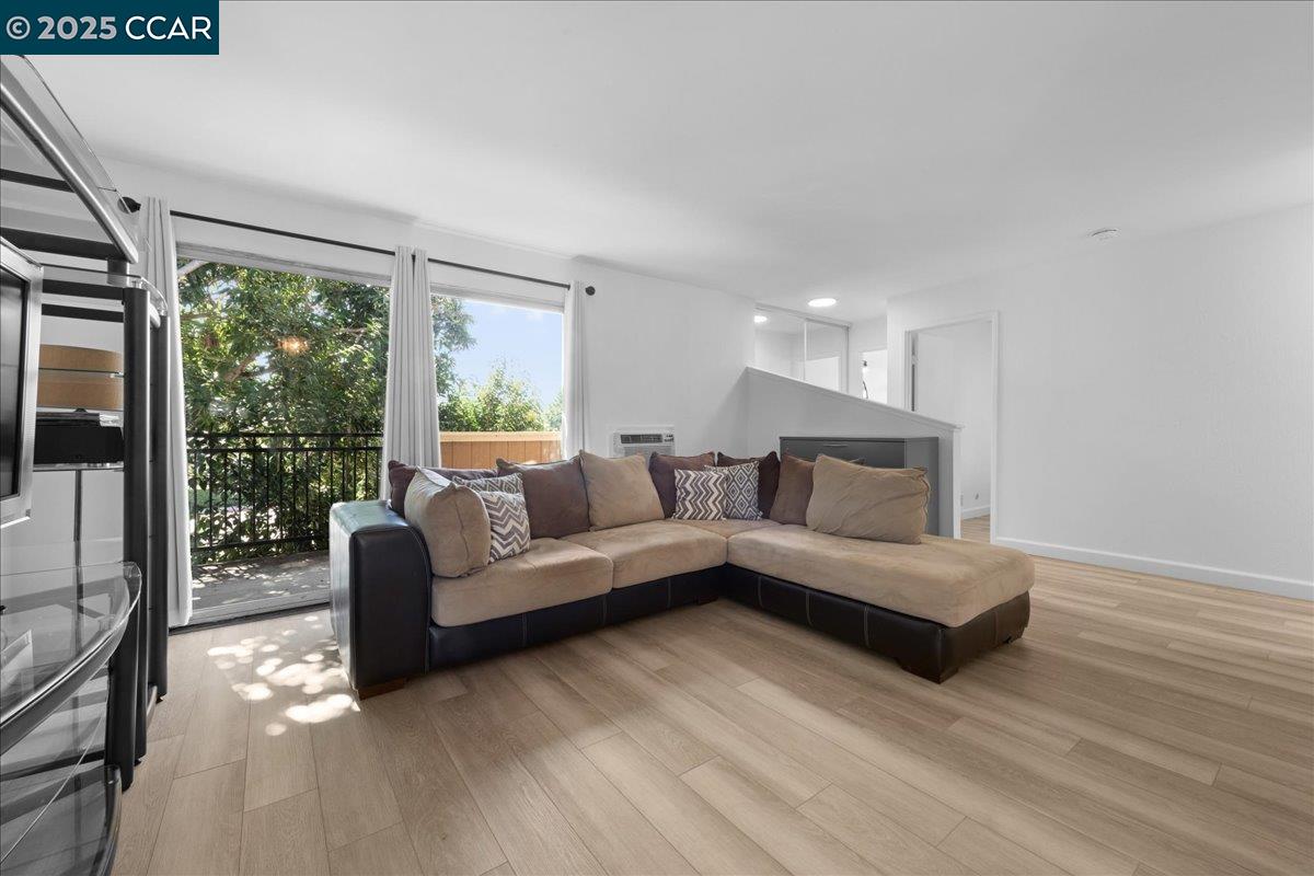 Detail Gallery Image 11 of 31 For 8975 Alcosta Blvd #116,  San Ramon,  CA 94583 - 1 Beds | 1 Baths