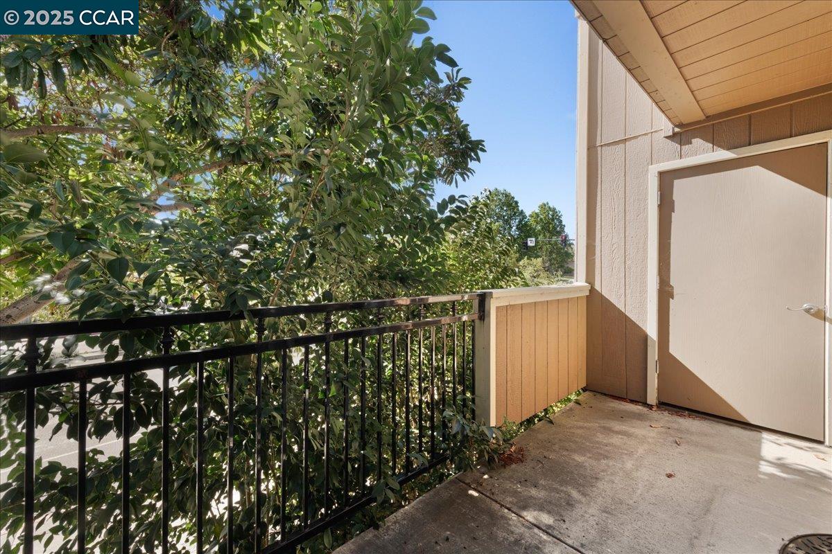 Detail Gallery Image 17 of 31 For 8975 Alcosta Blvd #116,  San Ramon,  CA 94583 - 1 Beds | 1 Baths