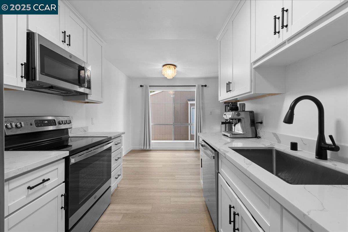 Detail Gallery Image 3 of 31 For 8975 Alcosta Blvd #116,  San Ramon,  CA 94583 - 1 Beds | 1 Baths