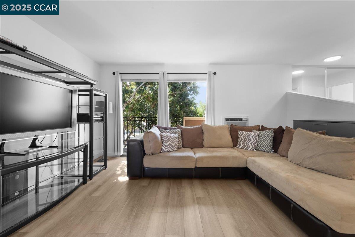 Detail Gallery Image 9 of 31 For 8975 Alcosta Blvd #116,  San Ramon,  CA 94583 - 1 Beds | 1 Baths