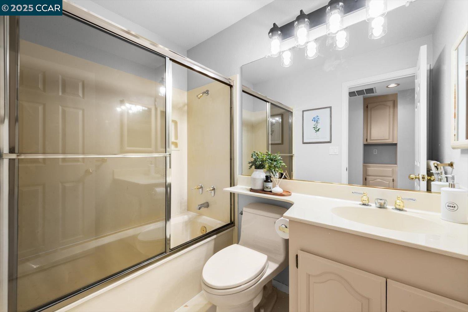 Detail Gallery Image 29 of 59 For 1280 Shell Cir, Clayton,  CA 94517 - 3 Beds | 2/1 Baths