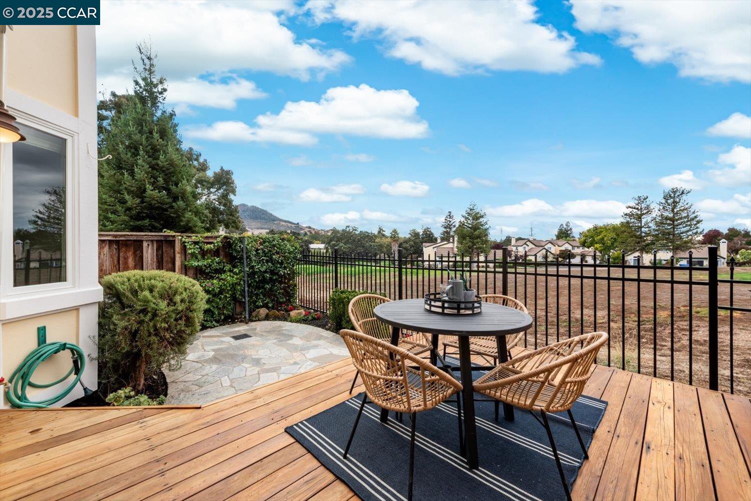 Detail Gallery Image 33 of 59 For 1280 Shell Cir, Clayton,  CA 94517 - 3 Beds | 2/1 Baths