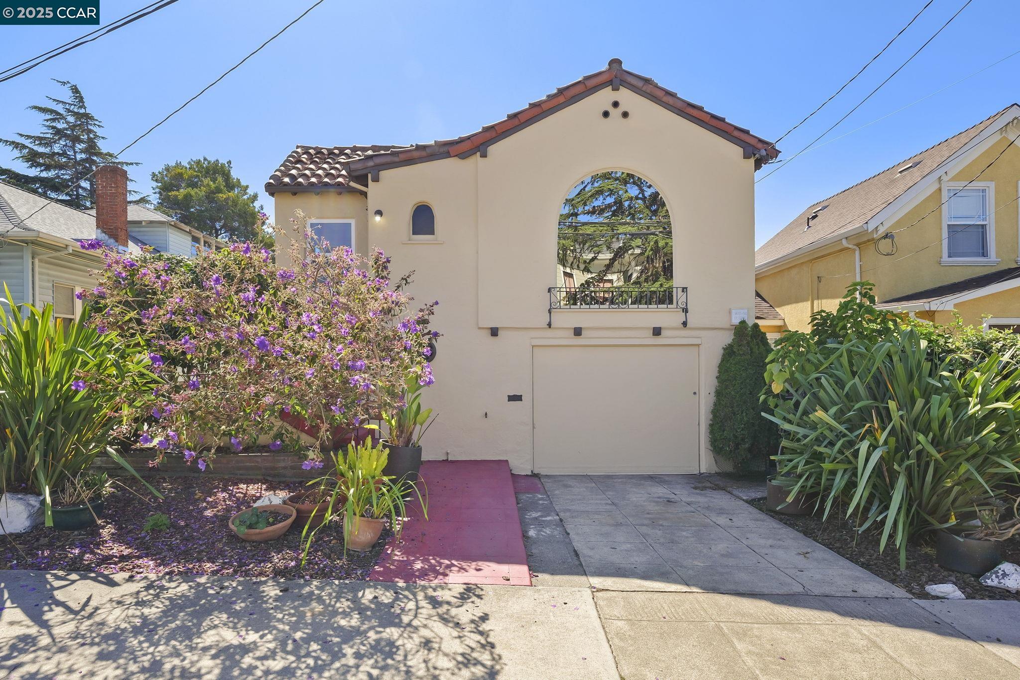 Front Image Thumbnail for CC41115077