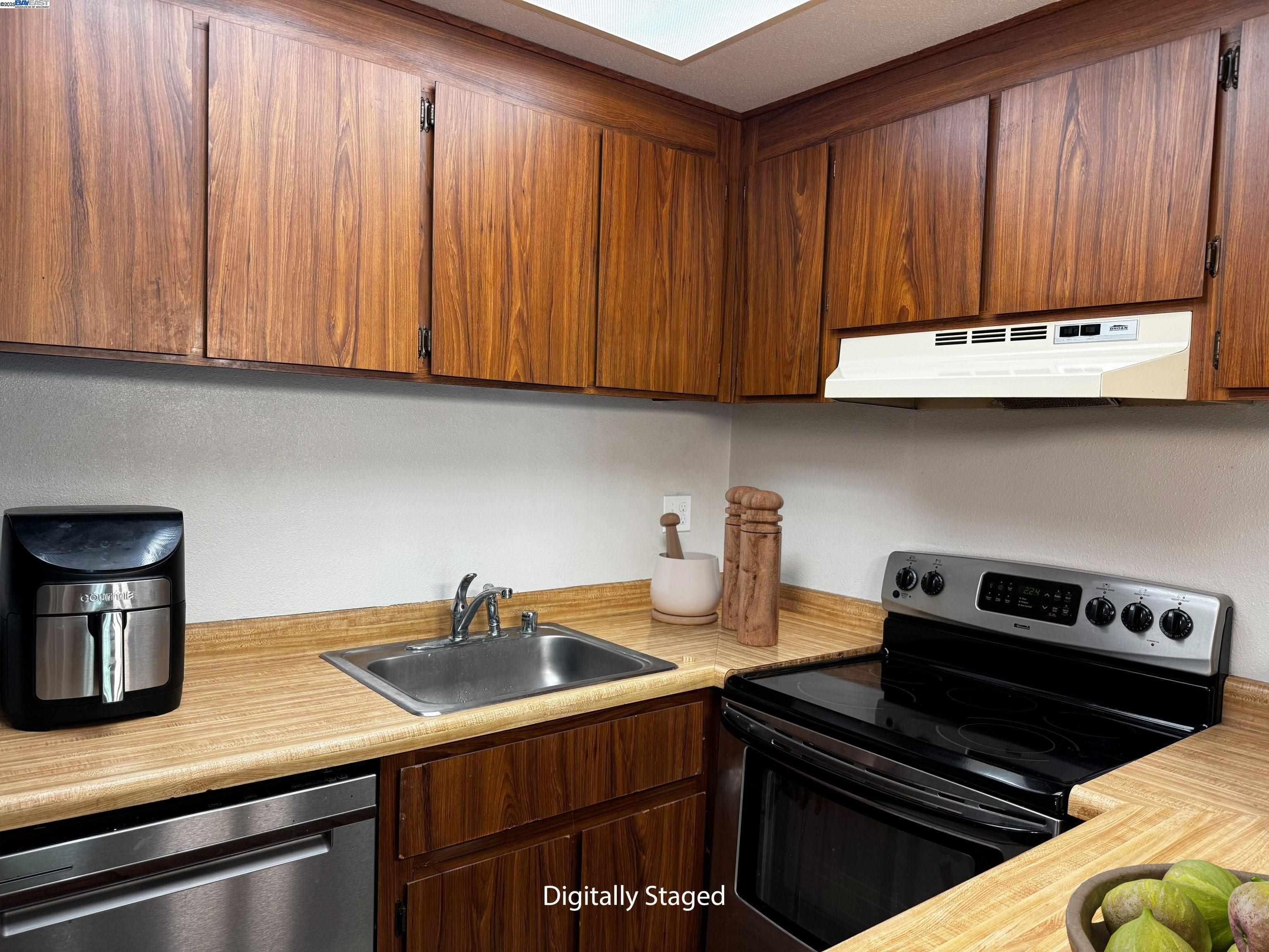Photo #4: 41115078 Listing 