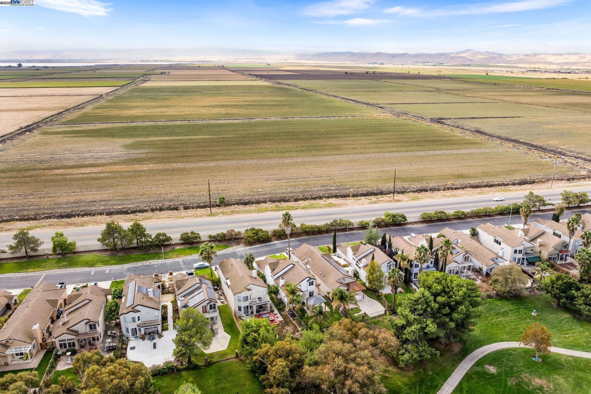 Detail Gallery Image 50 of 54 For 2779 Cherry Hills Dr, Discovery Bay,  CA 94505 - 3 Beds | 3 Baths