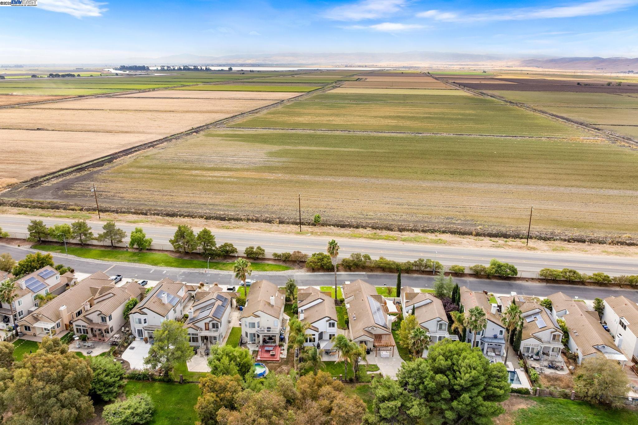 Detail Gallery Image 51 of 54 For 2779 Cherry Hills Dr, Discovery Bay,  CA 94505 - 3 Beds | 3 Baths