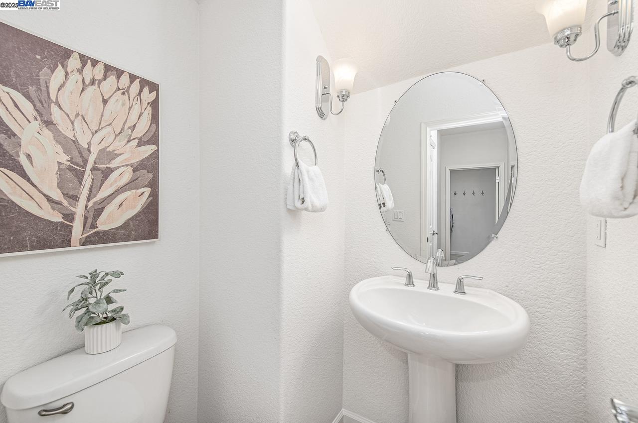 Detail Gallery Image 13 of 50 For 626 Heligan Ln #4,  Livermore,  CA 94551 - 4 Beds | 3/1 Baths
