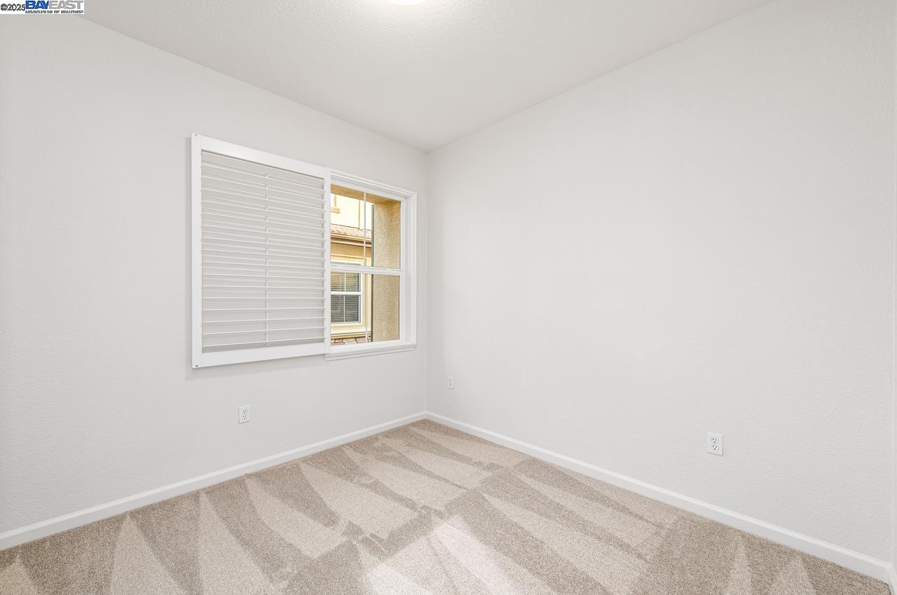 Detail Gallery Image 15 of 50 For 626 Heligan Ln #4,  Livermore,  CA 94551 - 4 Beds | 3/1 Baths