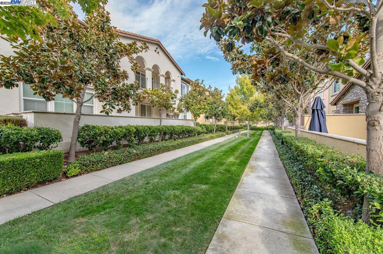 Detail Gallery Image 30 of 50 For 626 Heligan Ln #4,  Livermore,  CA 94551 - 4 Beds | 3/1 Baths