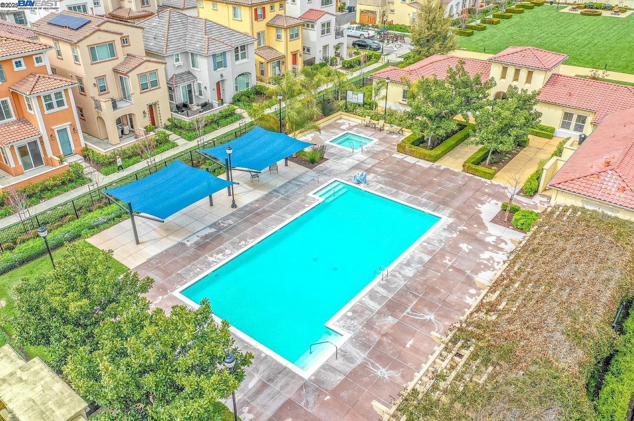 Detail Gallery Image 32 of 50 For 626 Heligan Ln #4,  Livermore,  CA 94551 - 4 Beds | 3/1 Baths