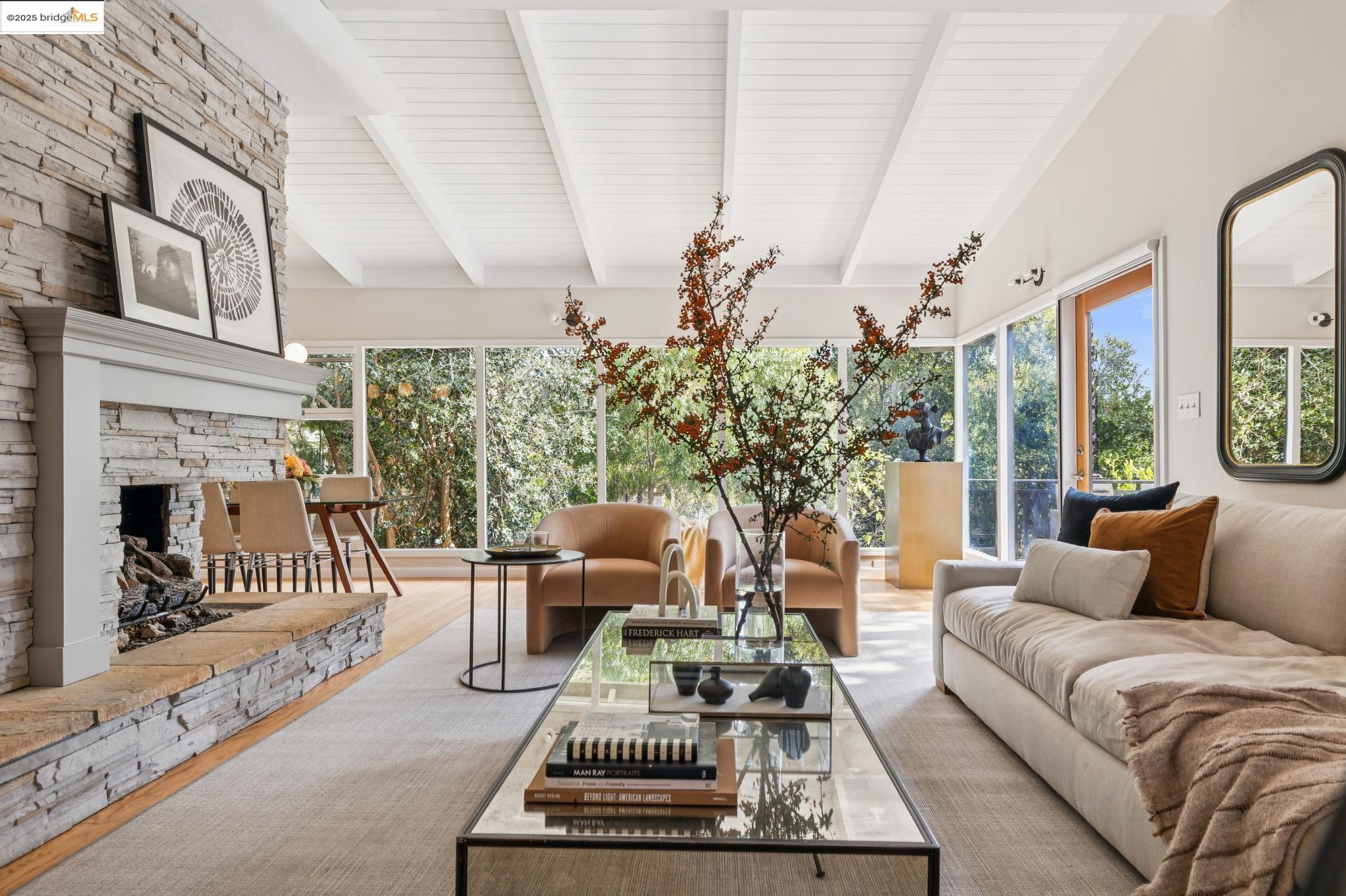 Front Image Thumbnail for EB41115098