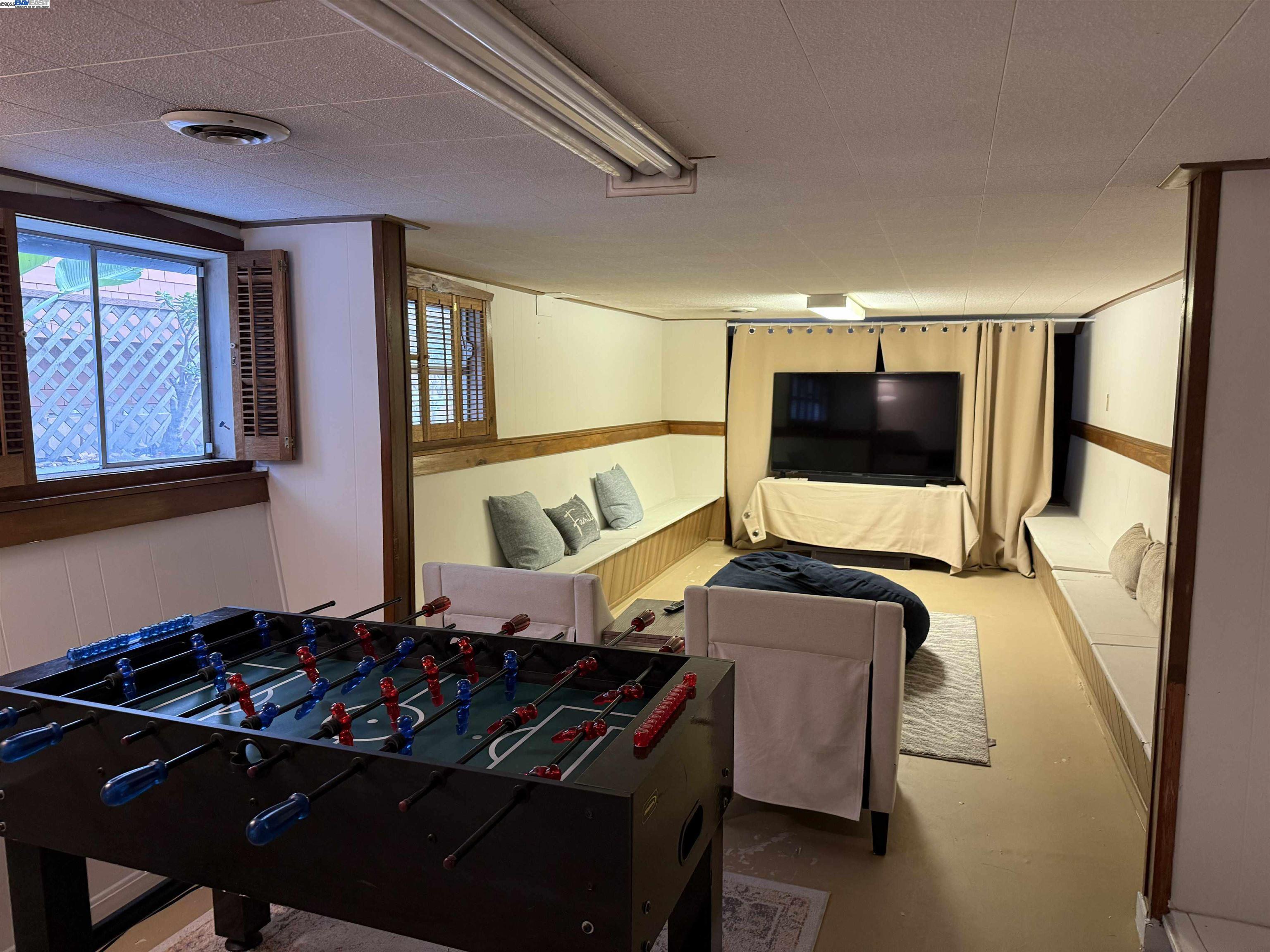 Detail Gallery Image 38 of 50 For 3103 Central, Alameda,  CA 94501 - 4 Beds | 3/1 Baths