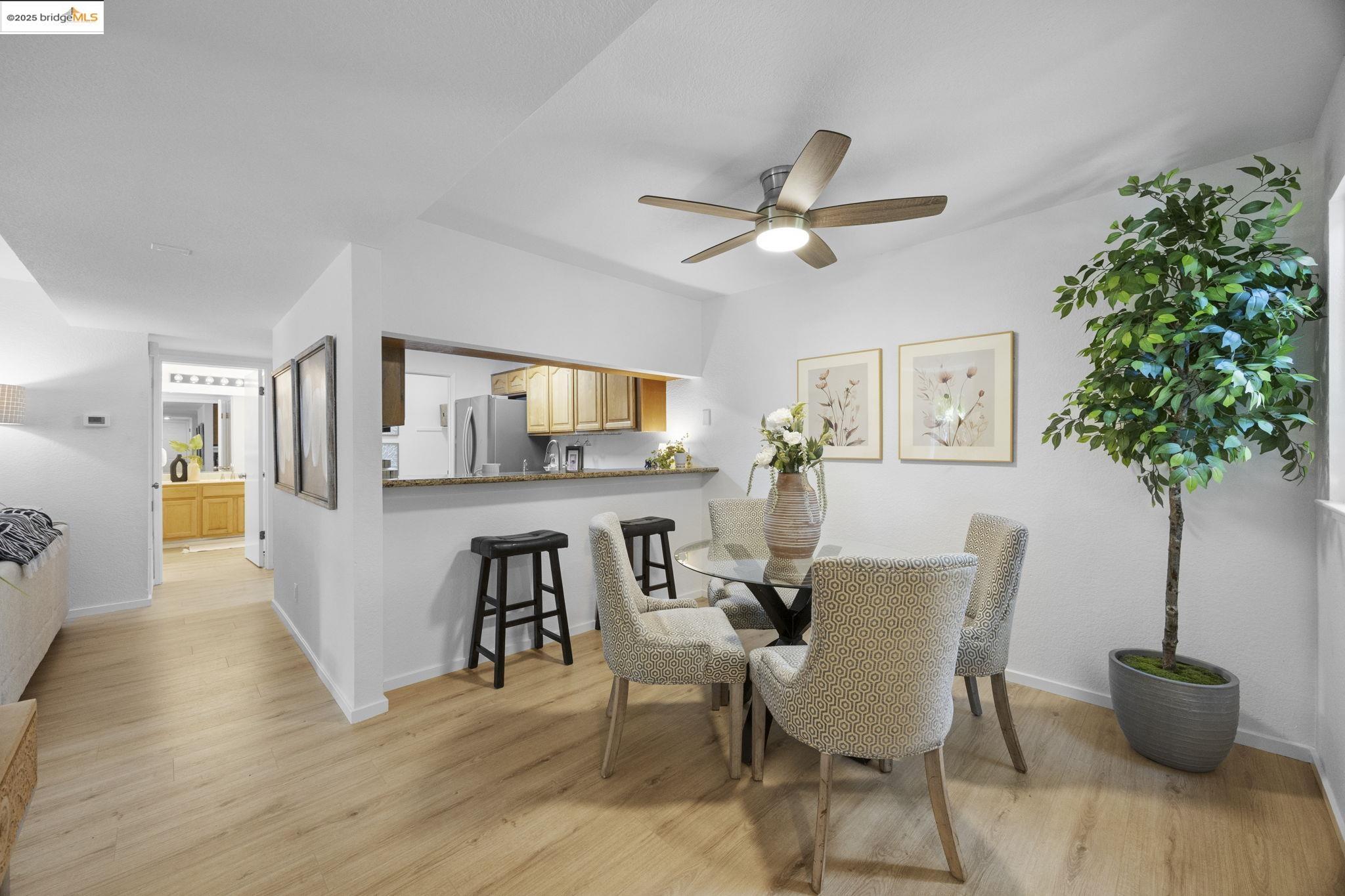 Photo #2: 41115105 Listing 
