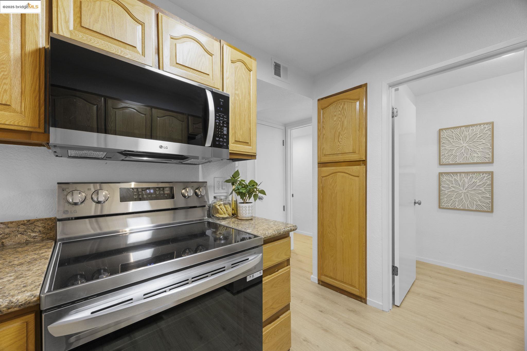 Photo #12: 41115105 Listing: Photo #12