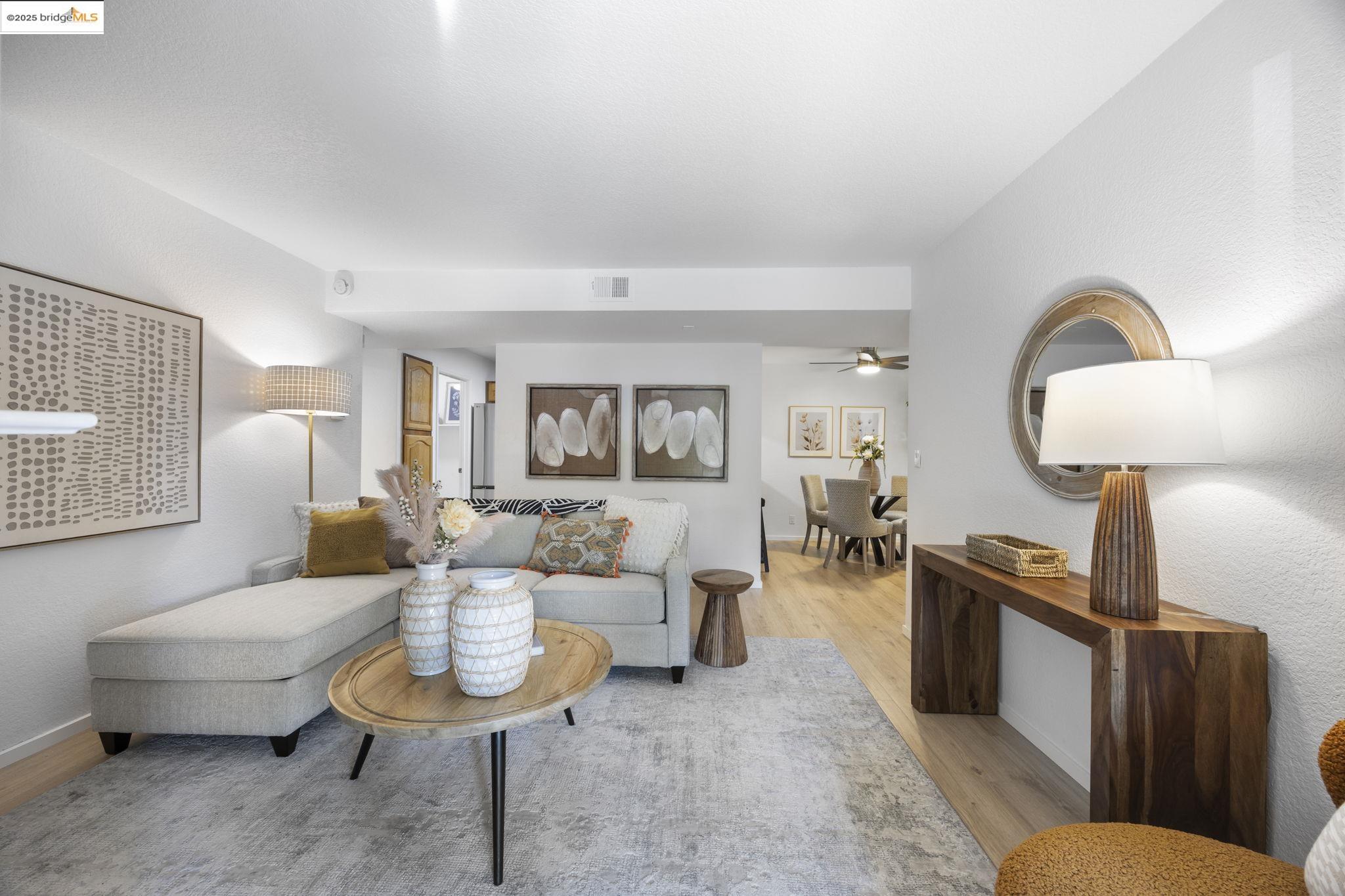 Photo #5: 41115105 Listing 