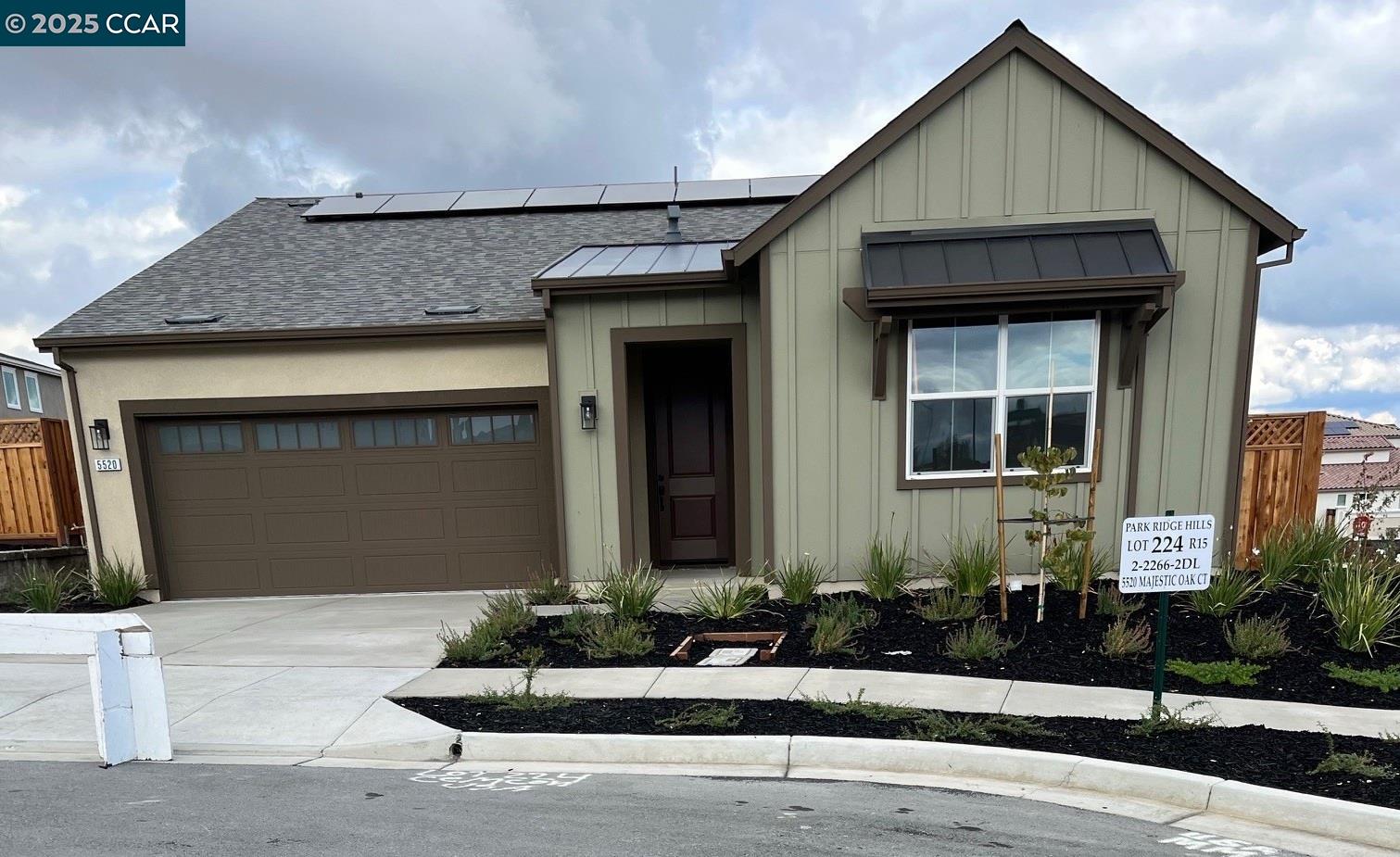 Detail Gallery Image 2 of 11 For 5520 Majestic Oak Court, Antioch,  CA 94531 - 4 Beds | 3/1 Baths