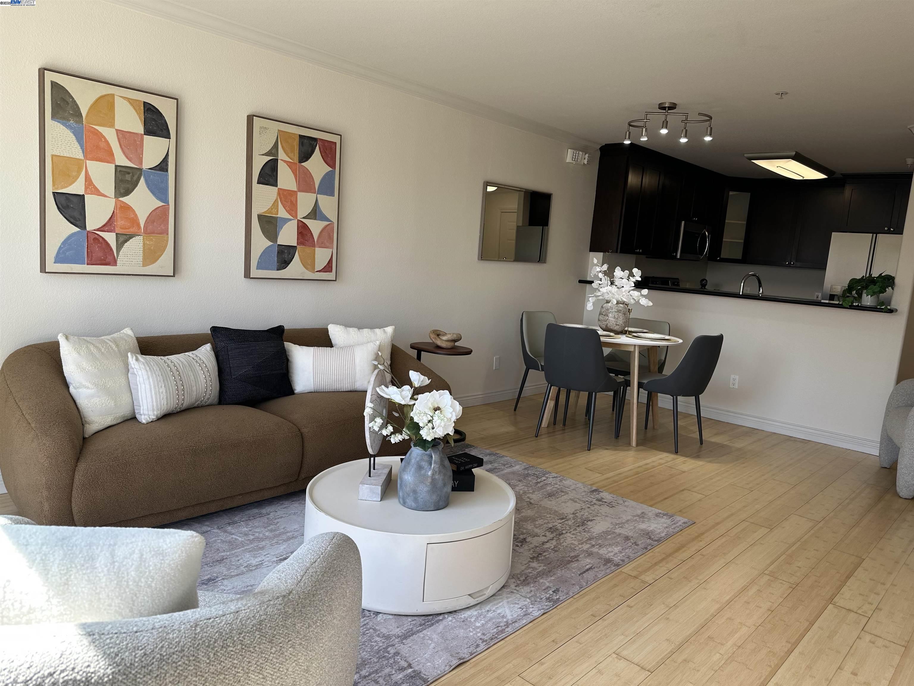 Photo #2: 41115113 Listing 
