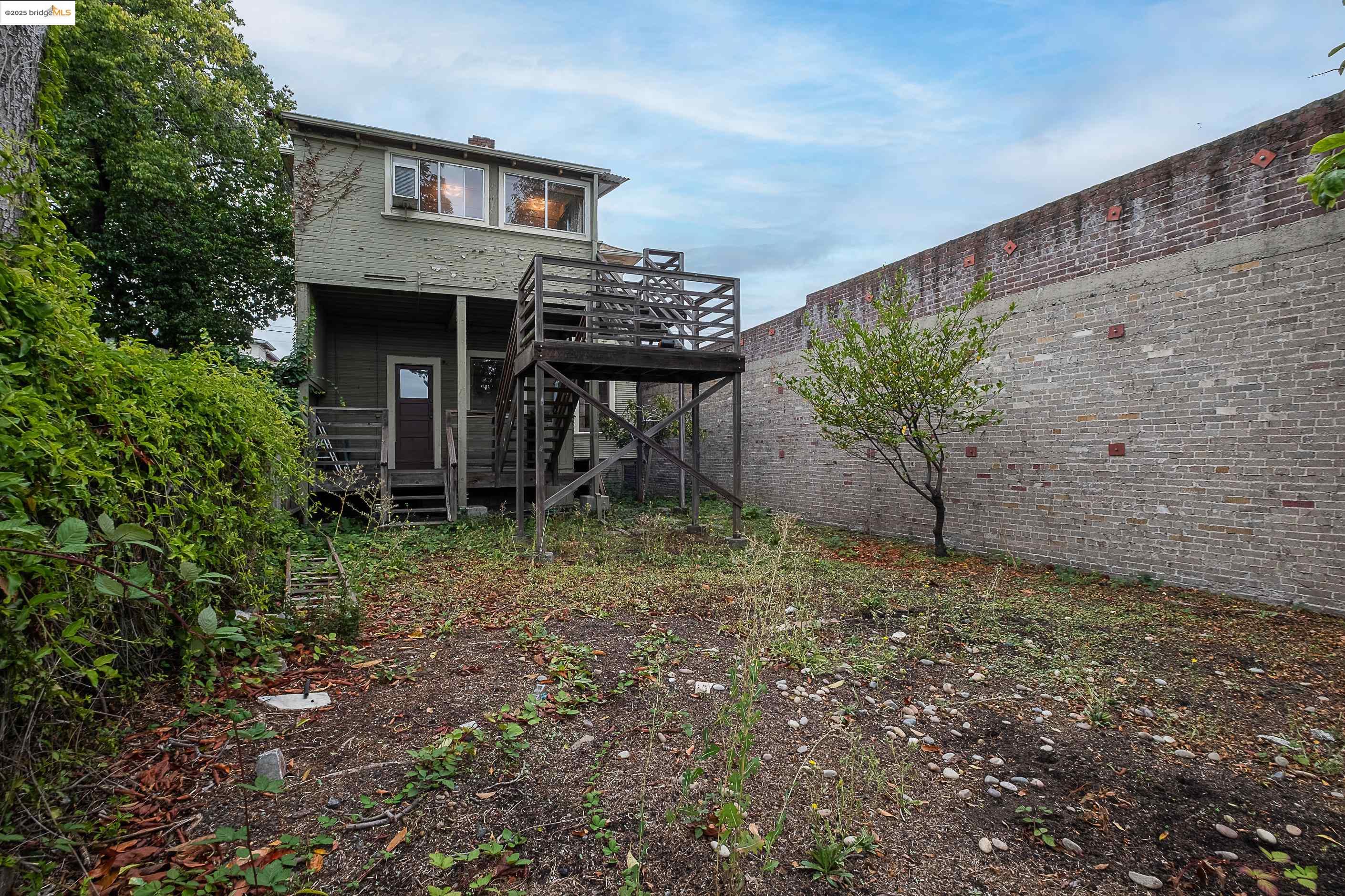 3048 Shattuck