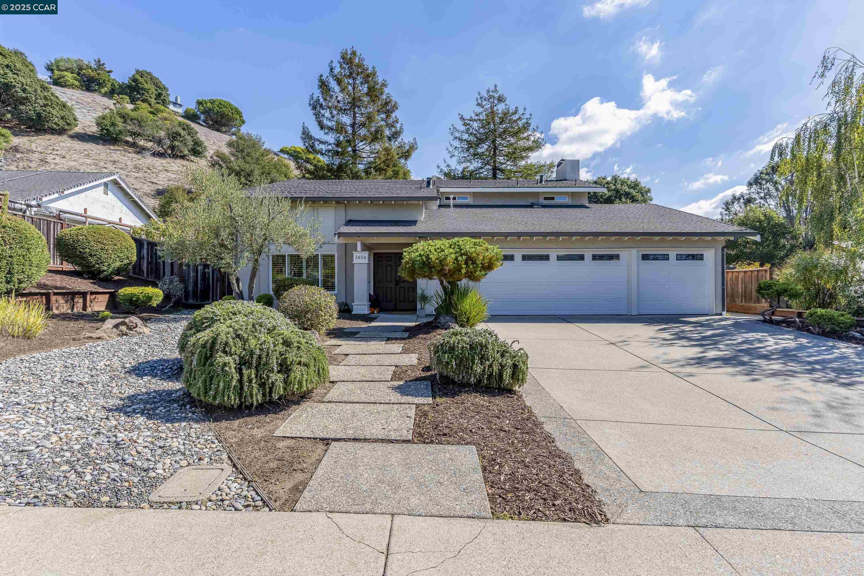 Front Image Thumbnail for CC41115124