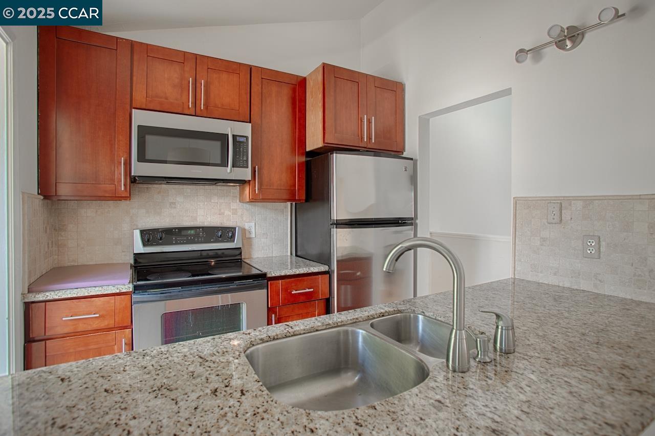Photo #35: 41115128 Listing: Photo #35