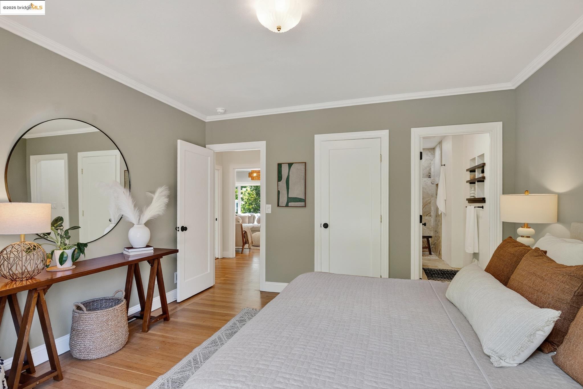 Detail Gallery Image 29 of 54 For 542 Midcrest Rd, Oakland,  CA 94610 - 2 Beds | 2 Baths