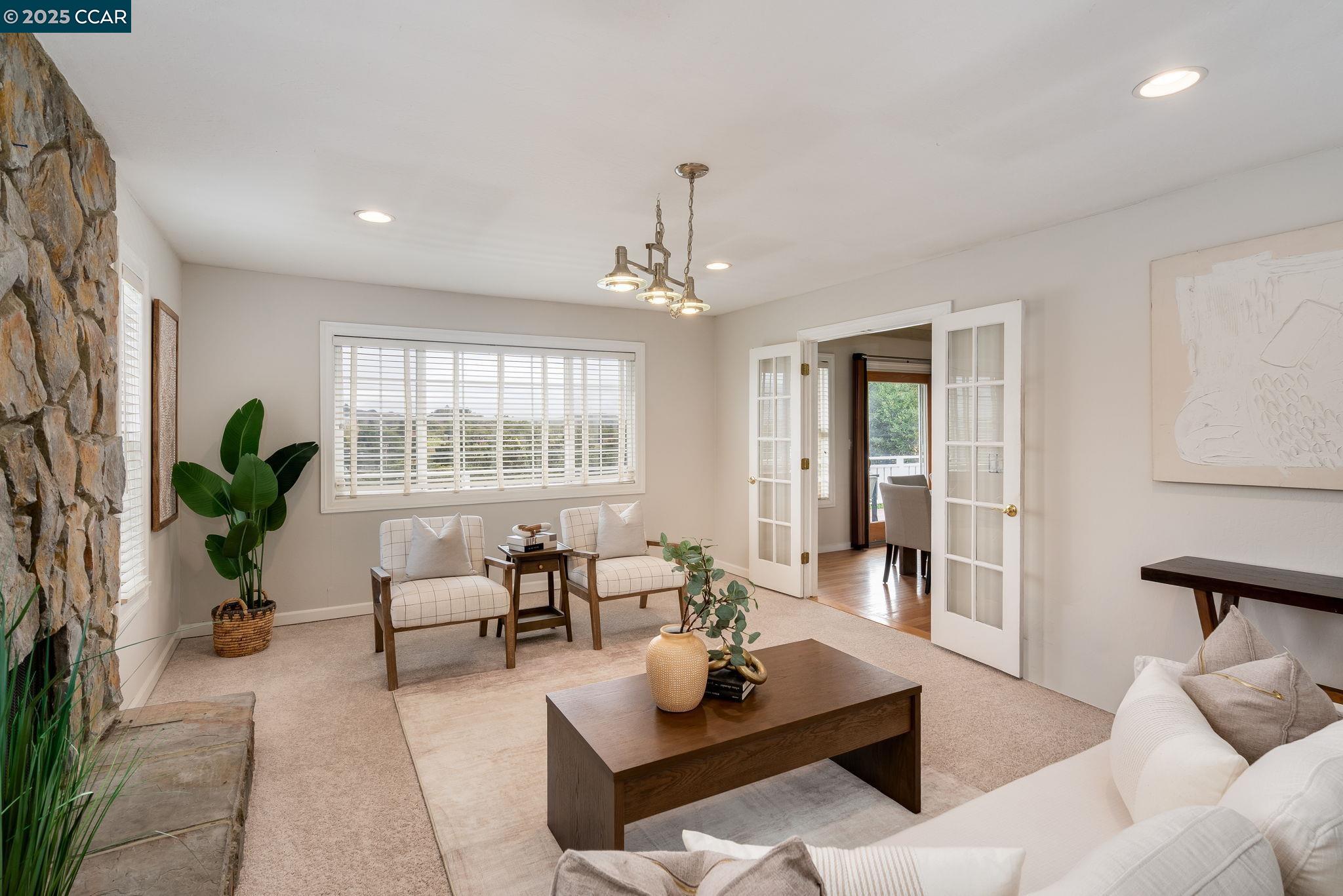 Detail Gallery Image 28 of 60 For 1 Harris Hill Dr, Novato,  CA 94947 - 4 Beds | 2/1 Baths