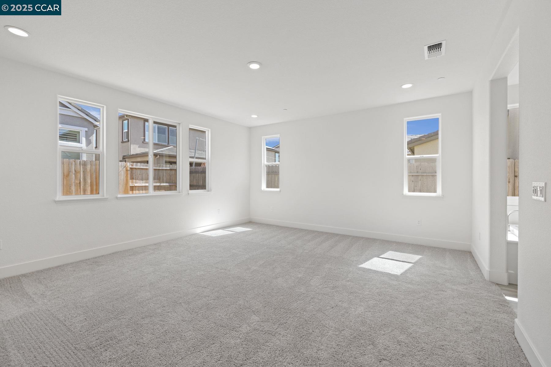 Detail Gallery Image 18 of 39 For 127 Bodega Drive, Lodi,  CA 95240-0000 - 4 Beds | 2/1 Baths