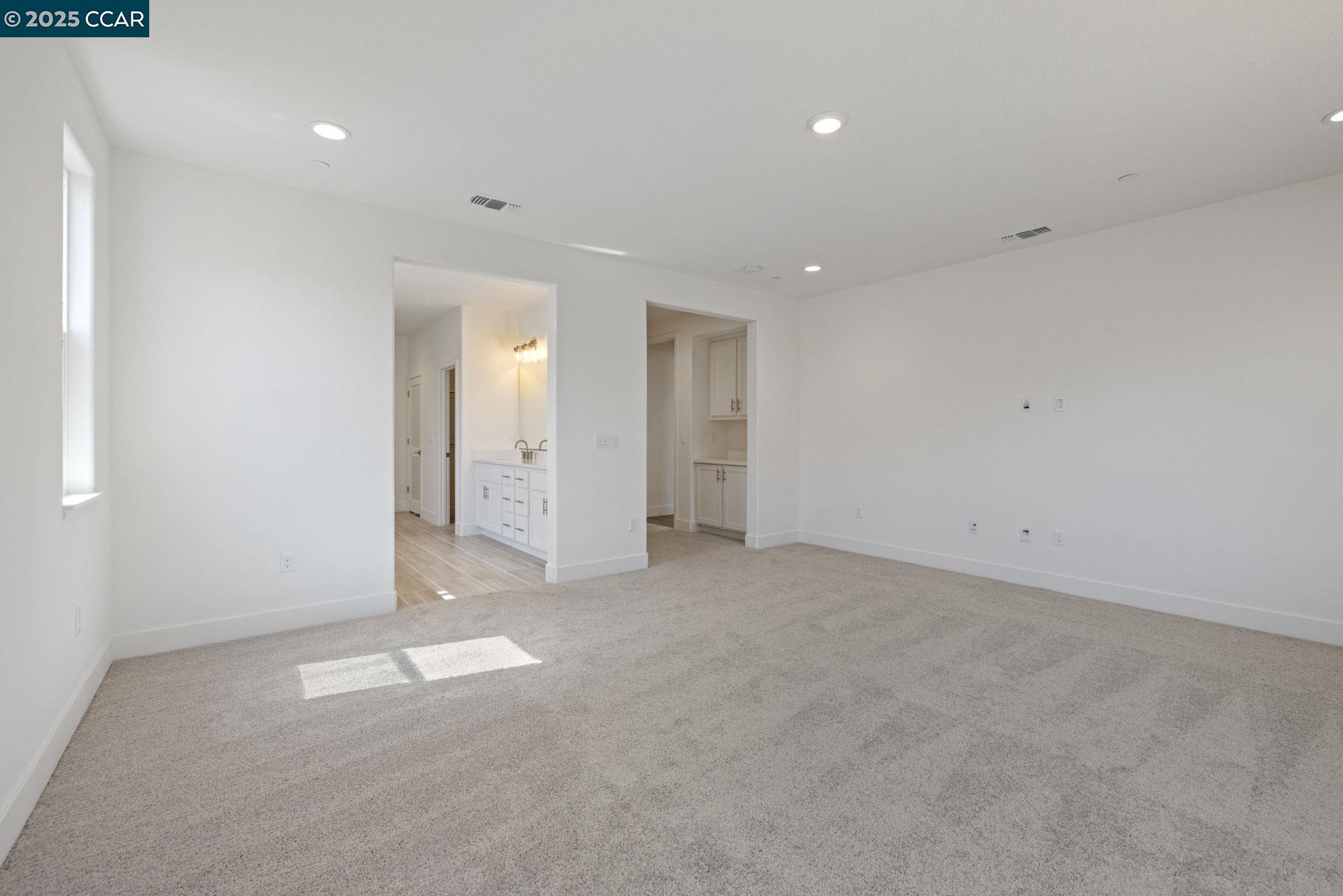 Detail Gallery Image 21 of 39 For 127 Bodega Drive, Lodi,  CA 95240-0000 - 4 Beds | 2/1 Baths