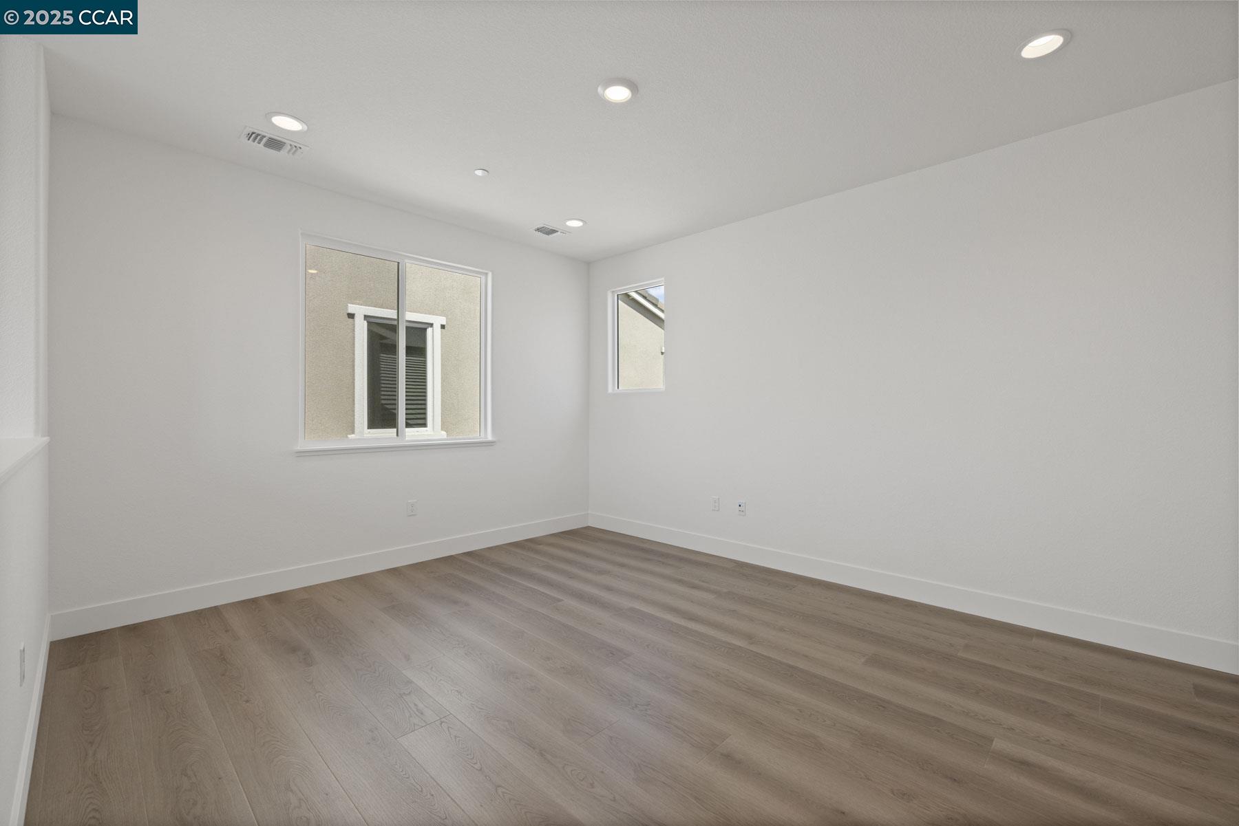 Detail Gallery Image 28 of 39 For 127 Bodega Drive, Lodi,  CA 95240-0000 - 4 Beds | 2/1 Baths