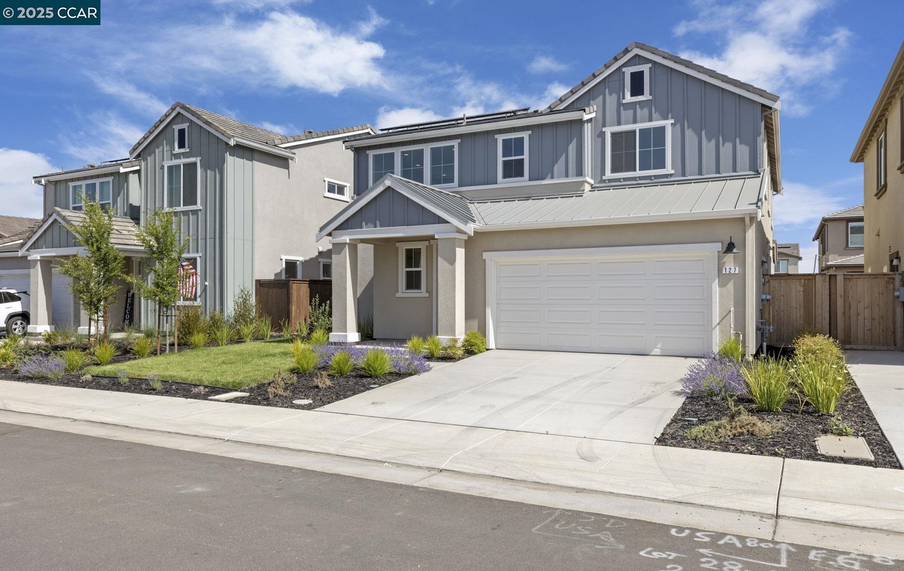 Detail Gallery Image 3 of 39 For 127 Bodega Drive, Lodi,  CA 95240-0000 - 4 Beds | 2/1 Baths