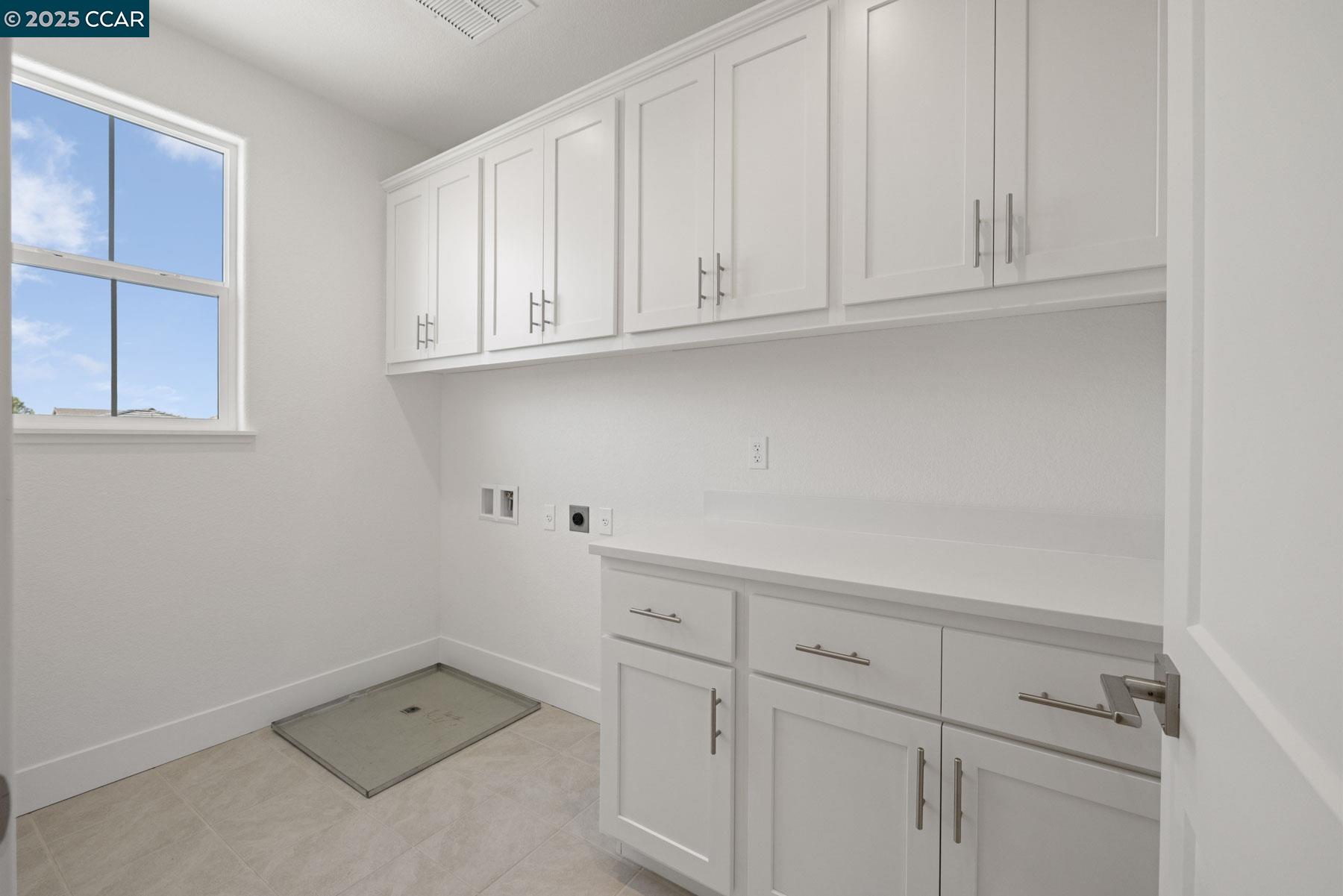 Detail Gallery Image 30 of 39 For 127 Bodega Drive, Lodi,  CA 95240-0000 - 4 Beds | 2/1 Baths