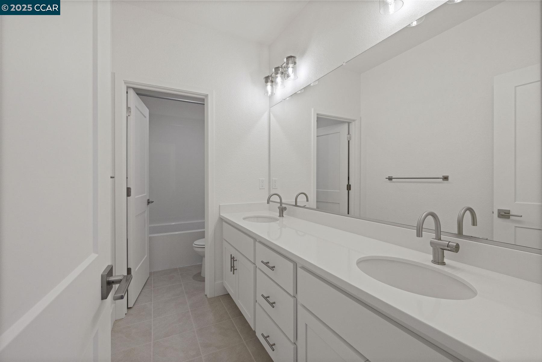 Detail Gallery Image 34 of 39 For 127 Bodega Drive, Lodi,  CA 95240-0000 - 4 Beds | 2/1 Baths