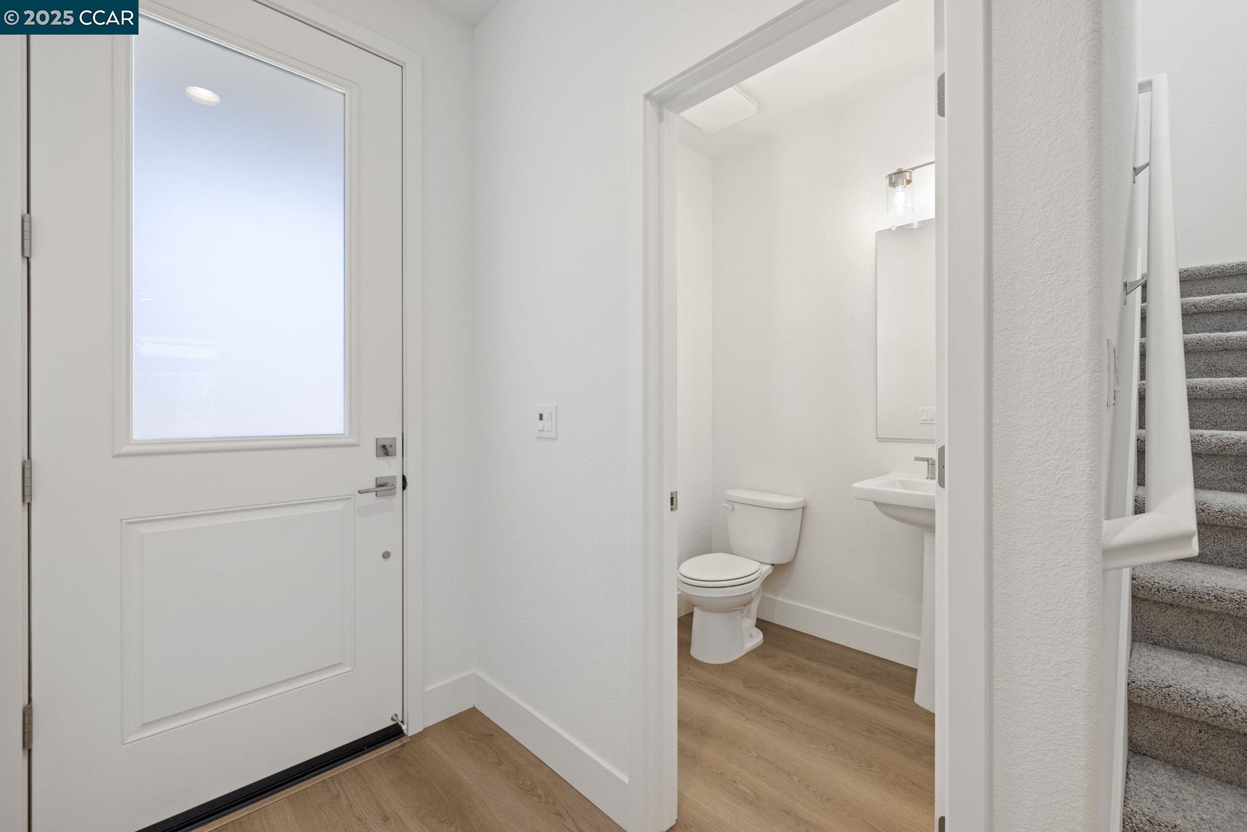 Detail Gallery Image 5 of 39 For 127 Bodega Drive, Lodi,  CA 95240-0000 - 4 Beds | 2/1 Baths