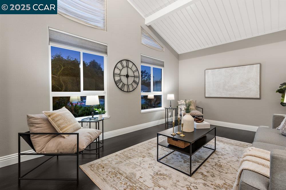 Detail Gallery Image 7 of 59 For 1910 Morello Ave, Pleasant Hill,  CA 94523 - 4 Beds | 2 Baths