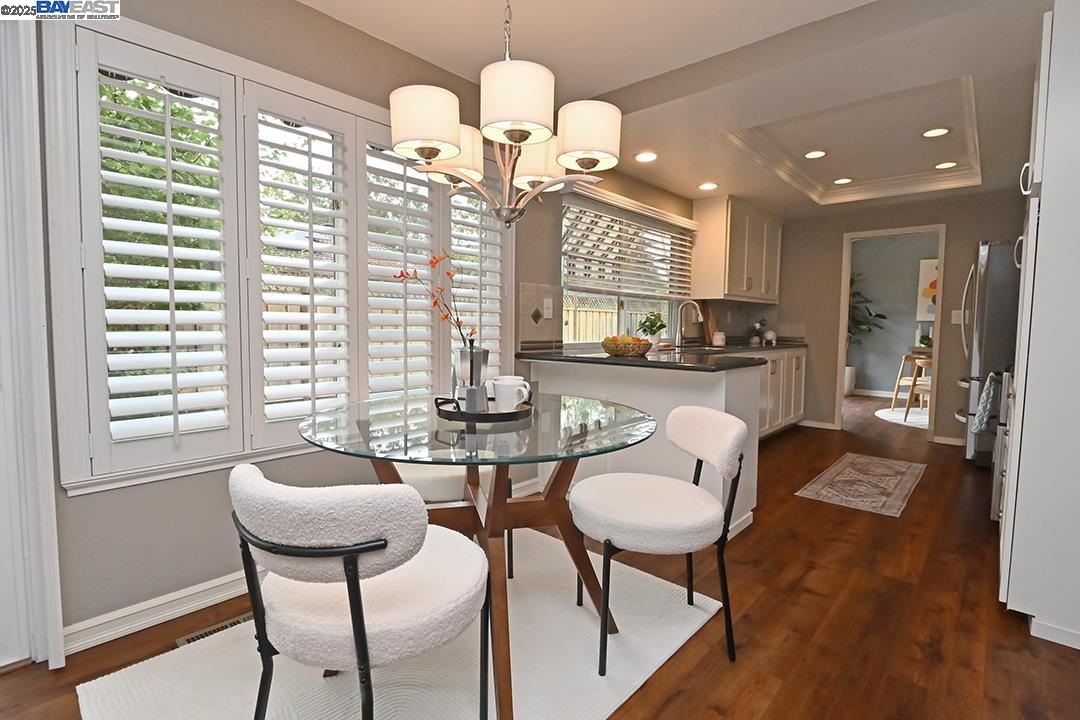 Detail Gallery Image 12 of 35 For 4832 Knox Gate Ct, Pleasanton,  CA 94566 - 4 Beds | 2/1 Baths