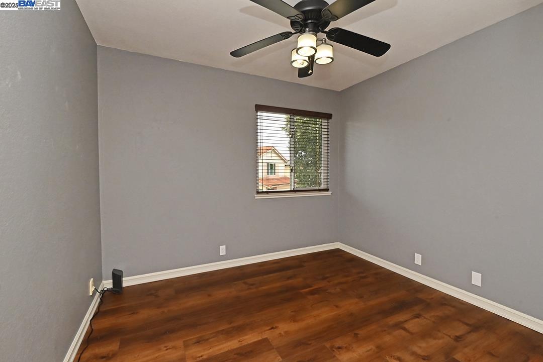 Detail Gallery Image 20 of 35 For 4832 Knox Gate Ct, Pleasanton,  CA 94566 - 4 Beds | 2/1 Baths