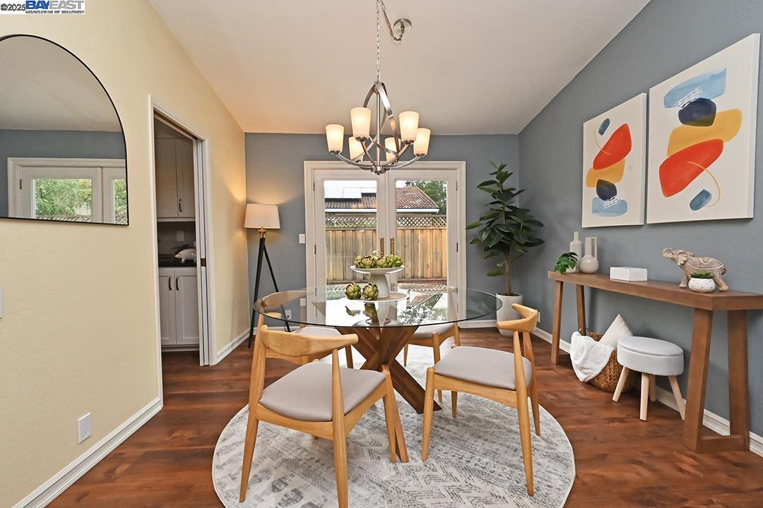 Detail Gallery Image 9 of 35 For 4832 Knox Gate Ct, Pleasanton,  CA 94566 - 4 Beds | 2/1 Baths