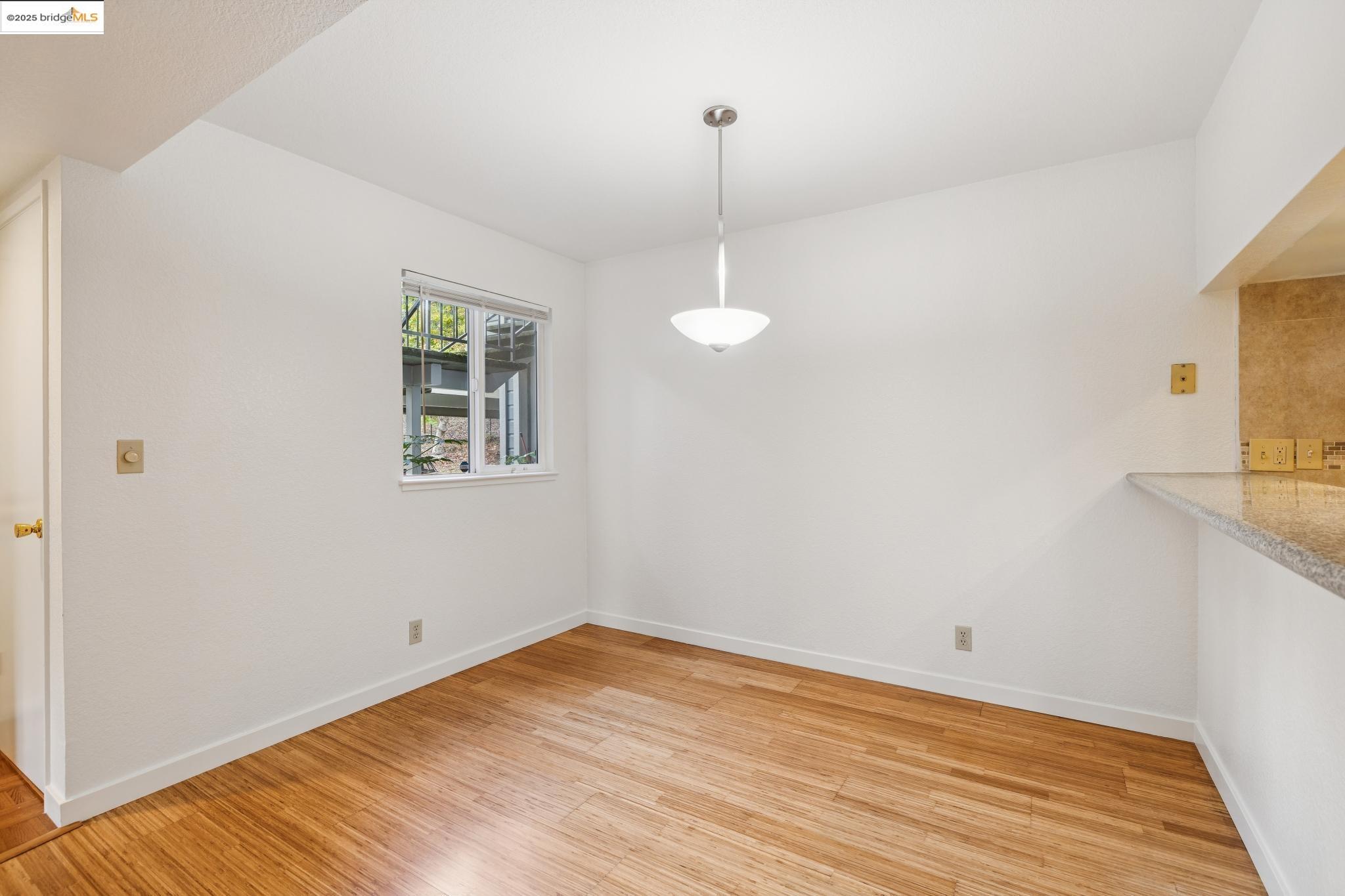 Photo #8: 41115147 Listing: Photo #8