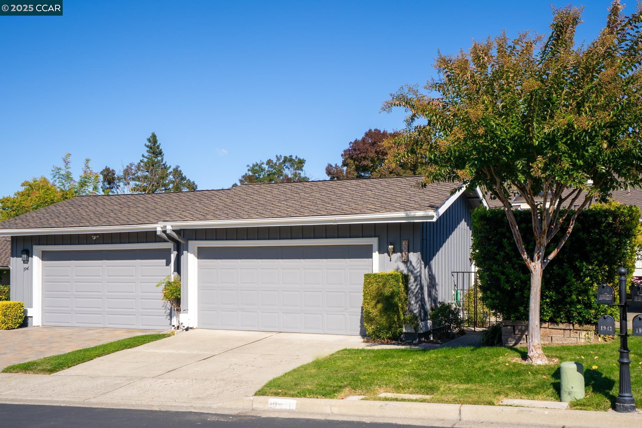 MLS: 41115148 Condo For Sale