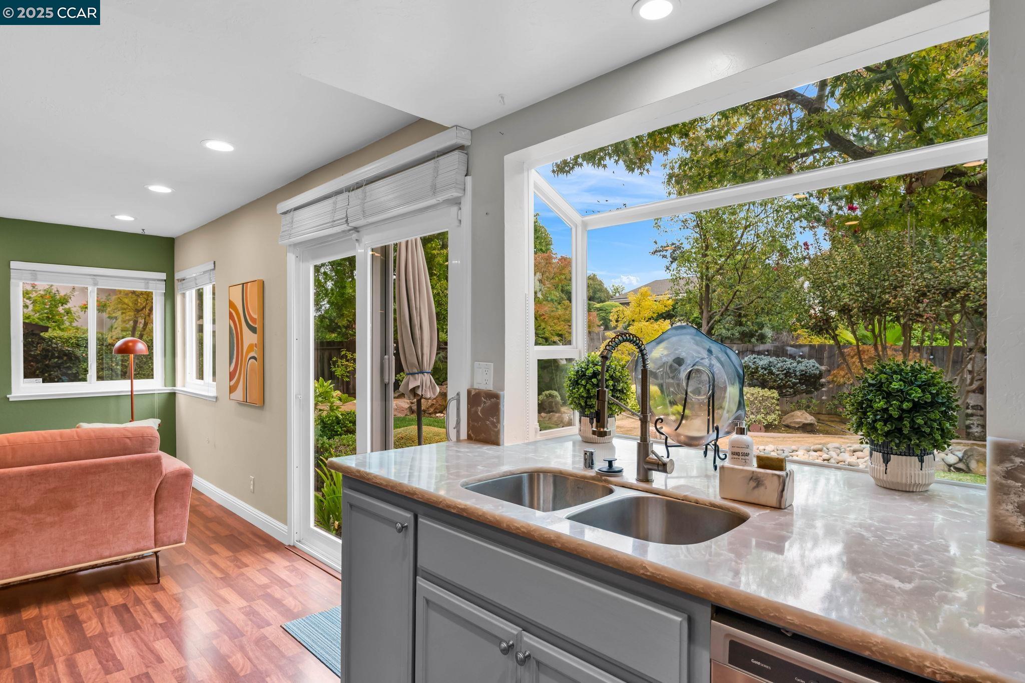 Detail Gallery Image 19 of 50 For 276 Sunnybrae Dr, Martinez,  CA 94553 - 4 Beds | 2 Baths