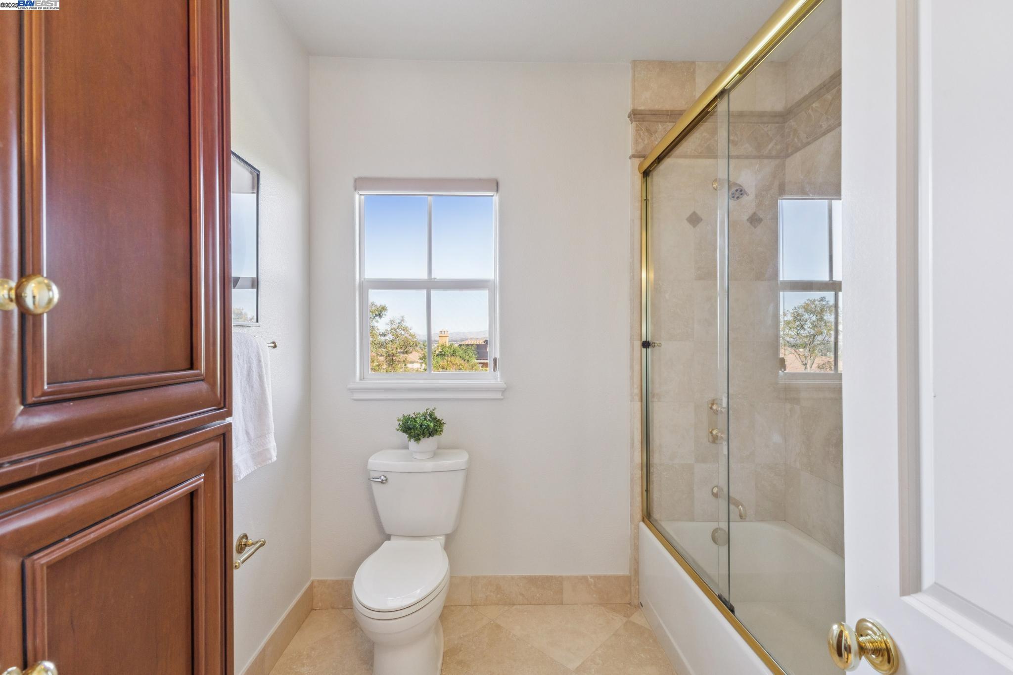 Detail Gallery Image 49 of 59 For 3964 Vierra St, Pleasanton,  CA 94566 - 5 Beds | 5 Baths