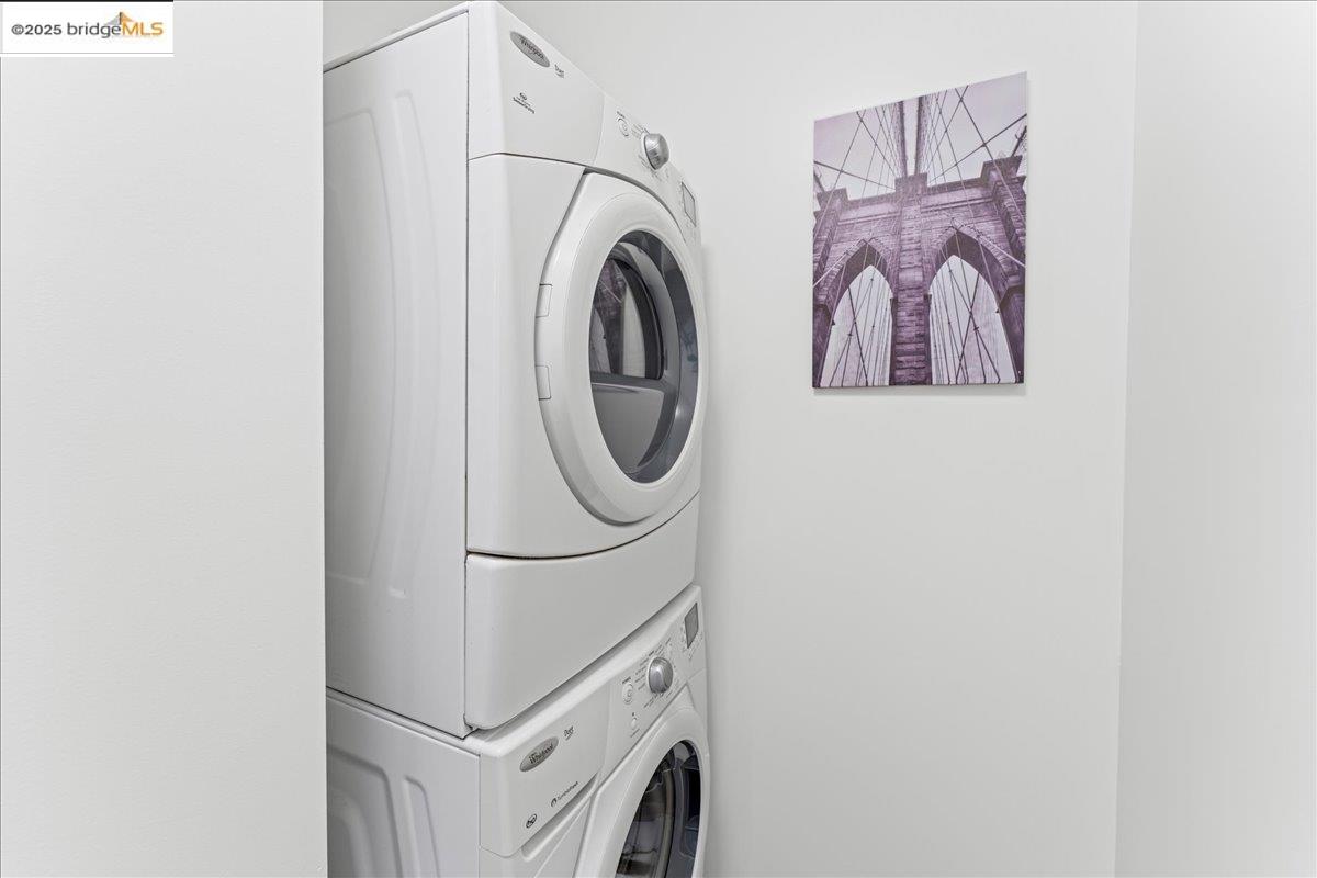 Detail Gallery Image 25 of 33 For 1201 Pine St #365,  Oakland,  CA 94607 - 1 Beds | 1 Baths