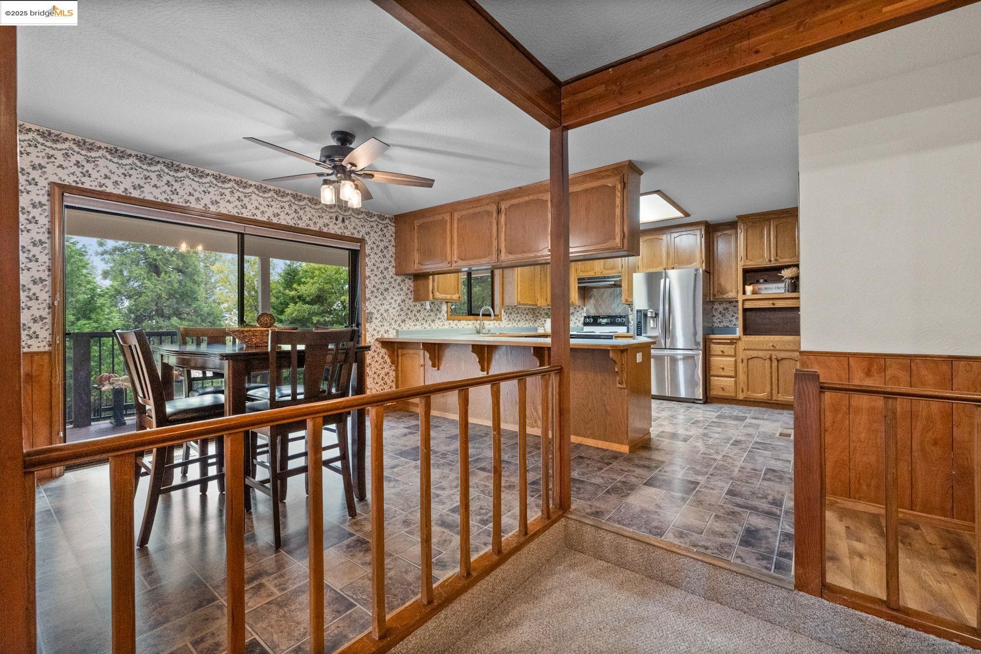 Detail Gallery Image 11 of 35 For 23500 Middle Camp Rd, Twain Harte,  CA 95383 - 3 Beds | 2/1 Baths