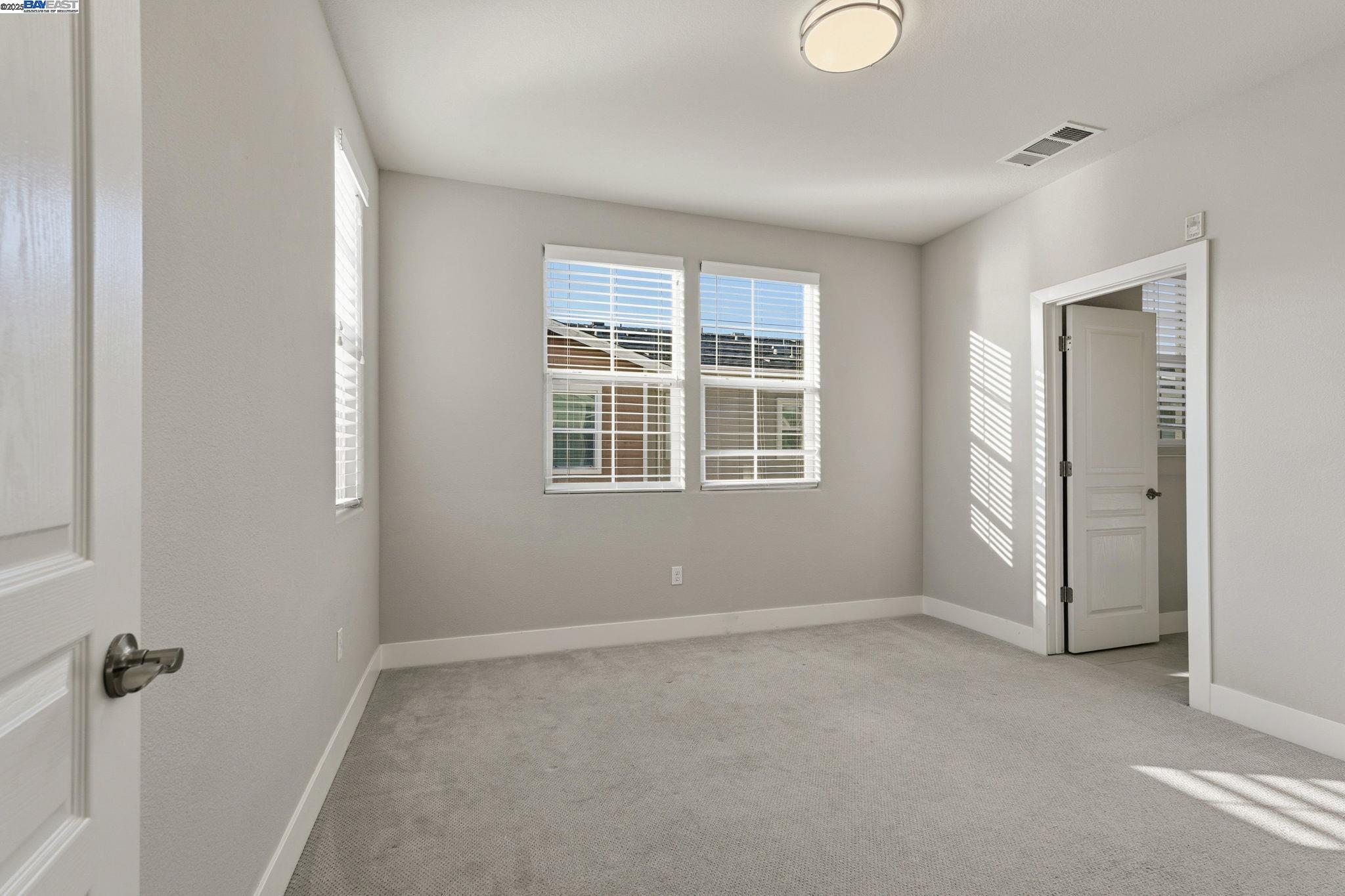 Detail Gallery Image 20 of 37 For 201 Jetty Dr, Richmond,  CA 94804 - 3 Beds | 3/1 Baths