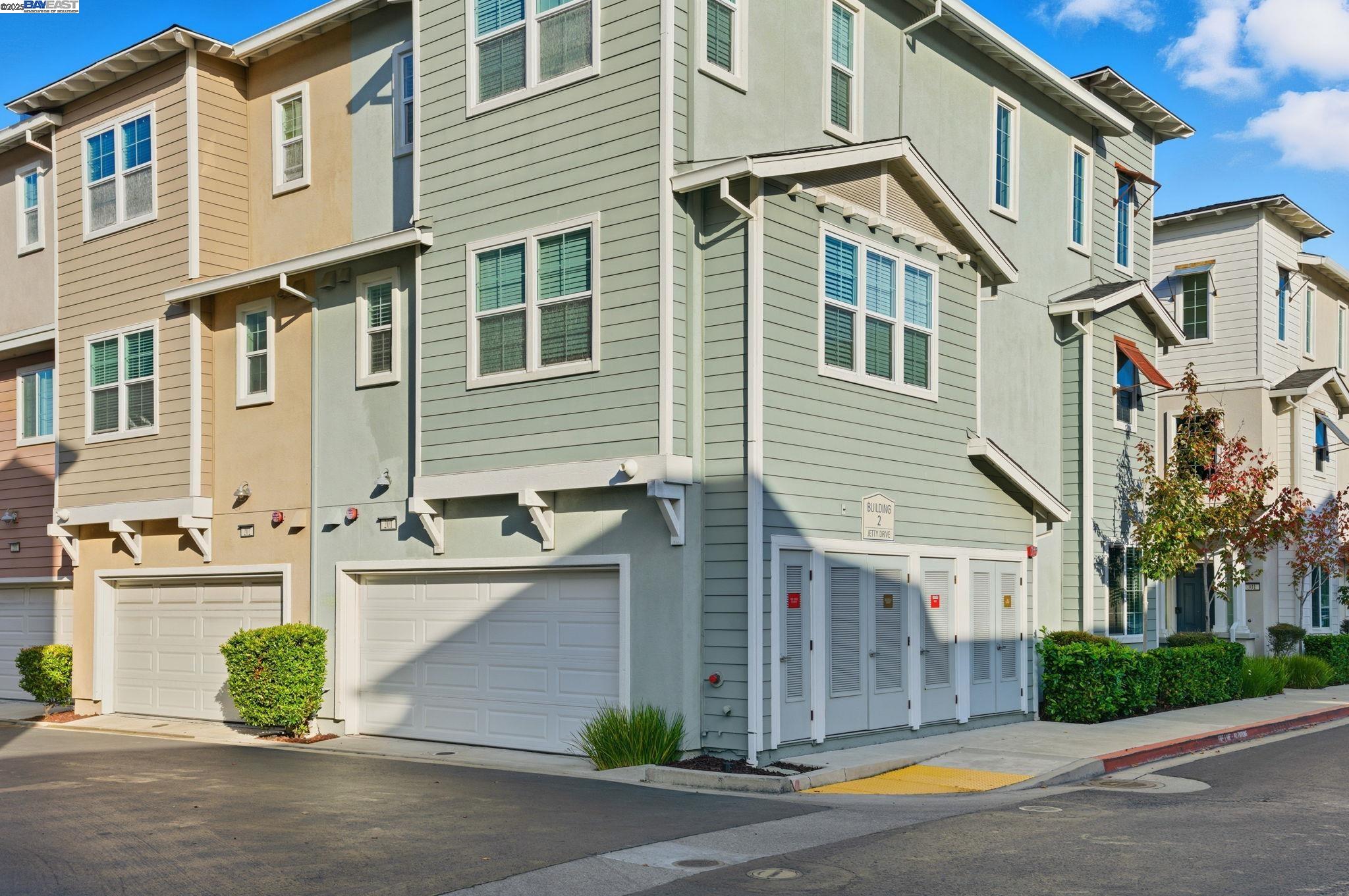 Detail Gallery Image 37 of 37 For 201 Jetty Dr, Richmond,  CA 94804 - 3 Beds | 3/1 Baths