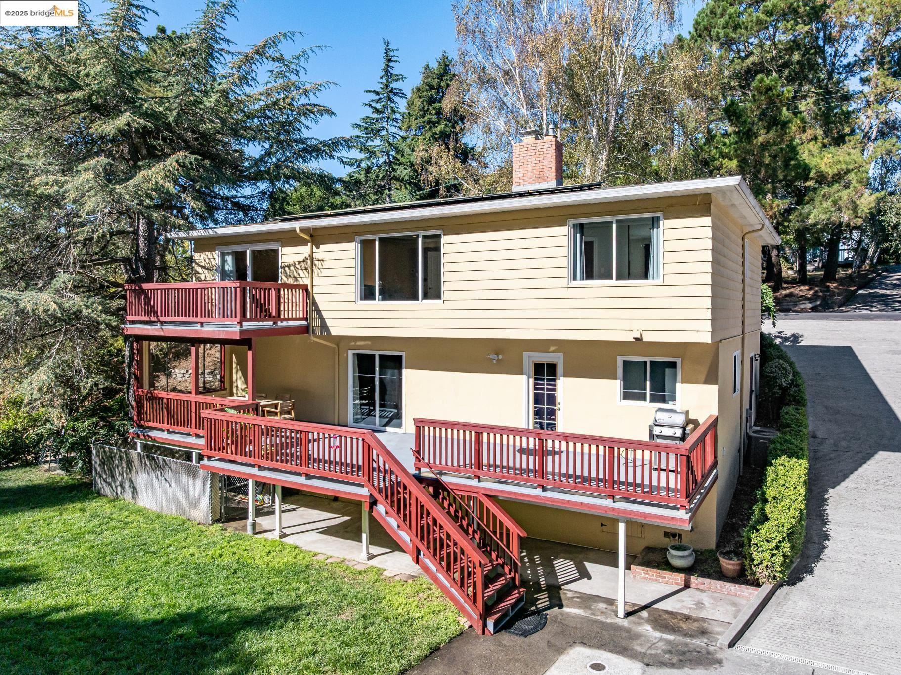 Detail Gallery Image 12 of 60 For 5406 Sobrante Ave, El Sobrante,  CA 94803 - 3 Beds | 2 Baths